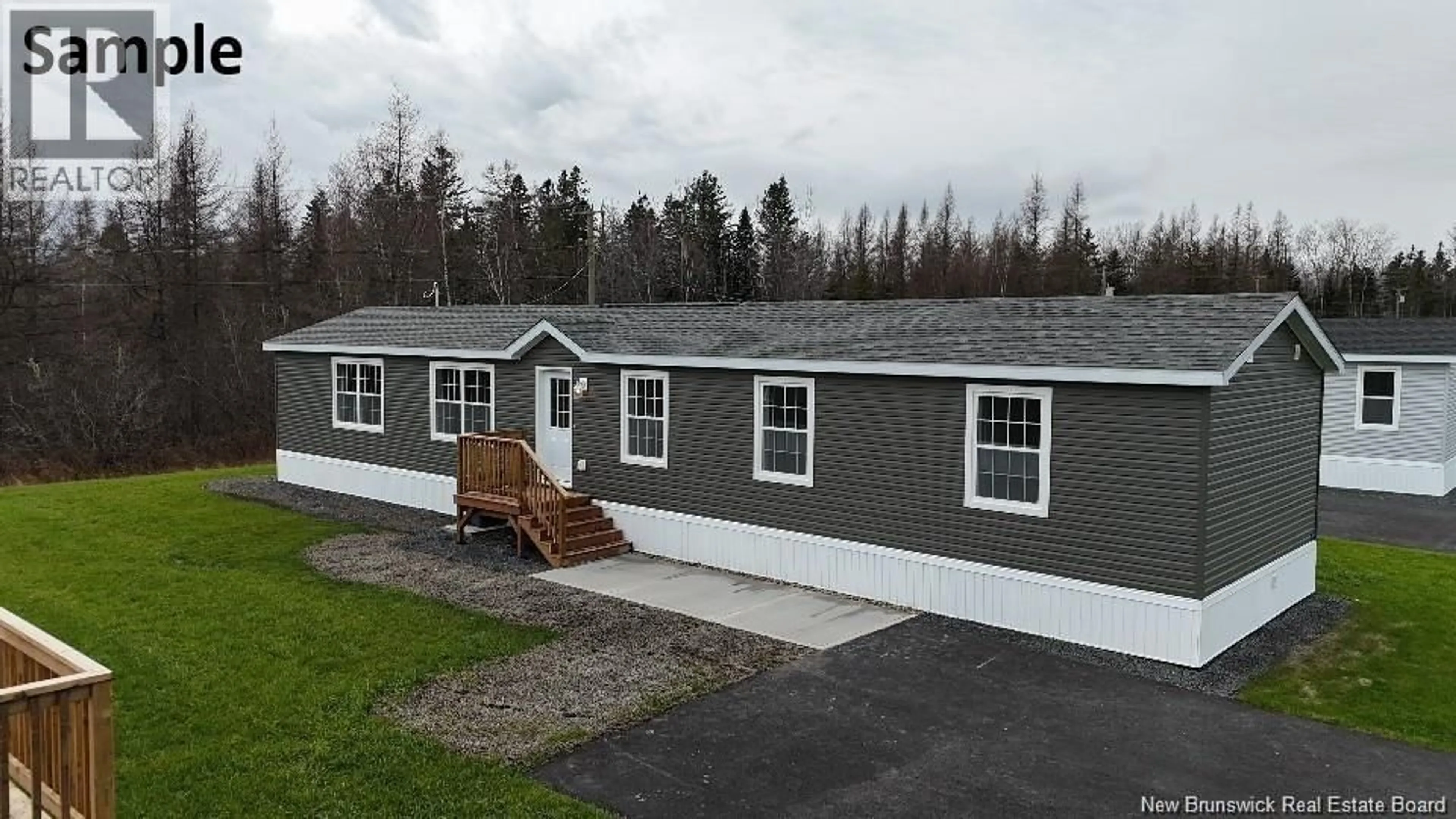 Home with vinyl exterior material, building for 25 LUANNE DRIVE, Waasis New Brunswick E3B9E5