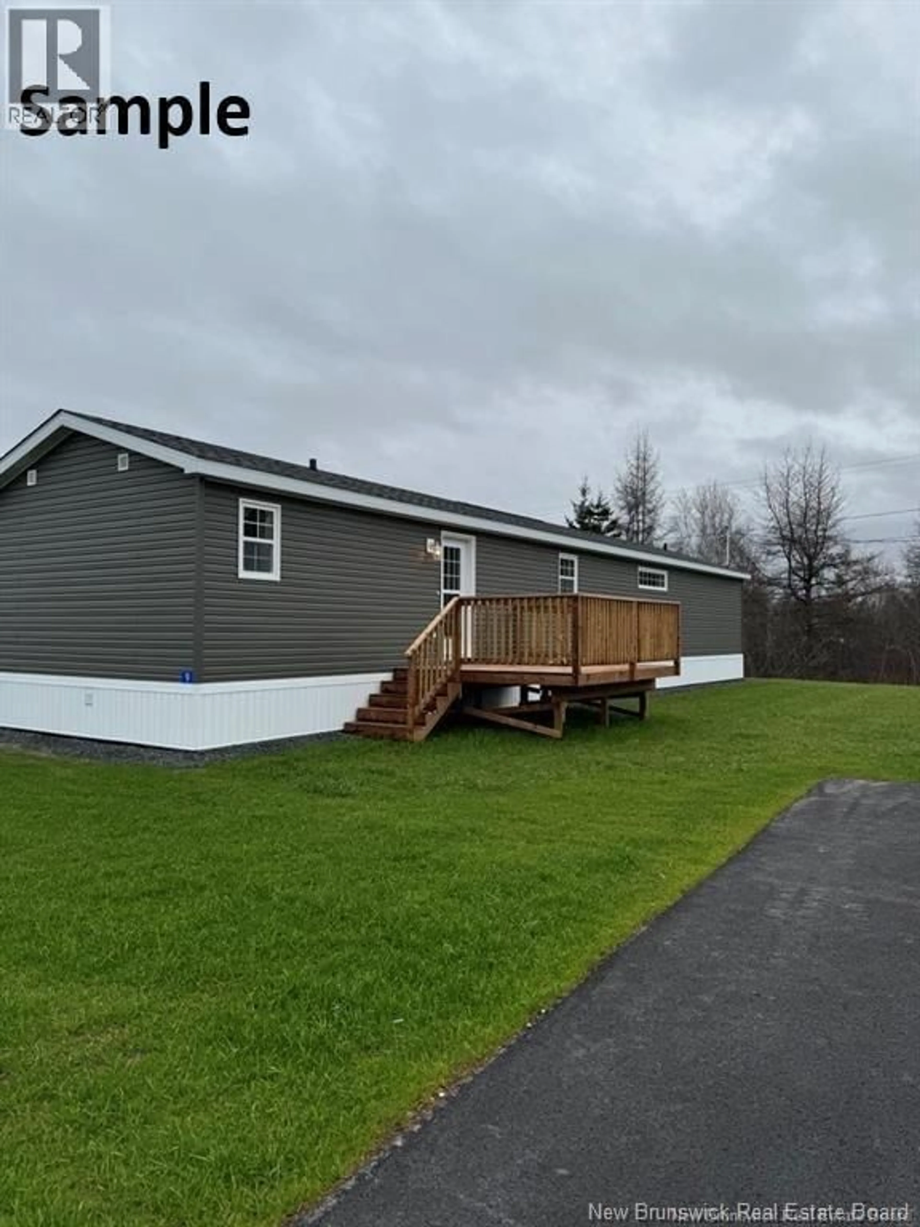 Home with vinyl exterior material, unknown for 25 LUANNE DRIVE, Waasis New Brunswick E3B9E5