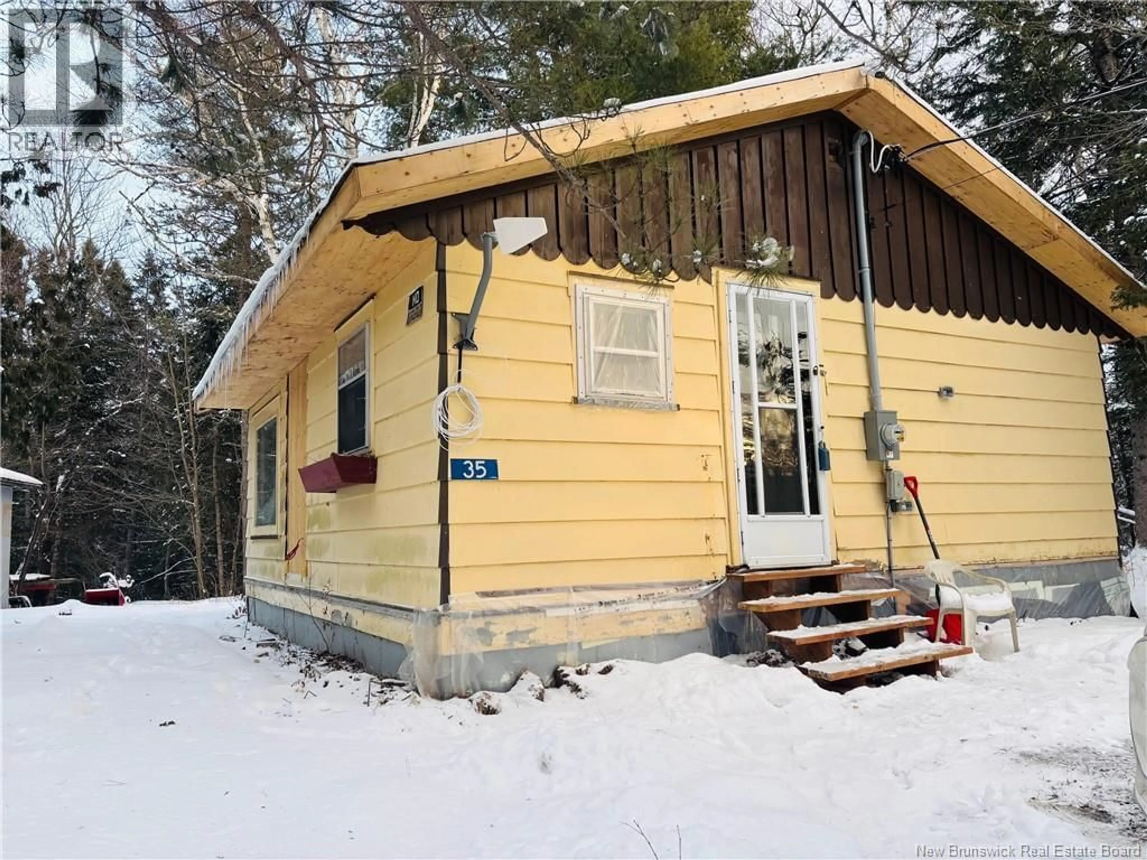 Shed for 35 PLEASANT AVENUE, Doaktown New Brunswick E9C1B5