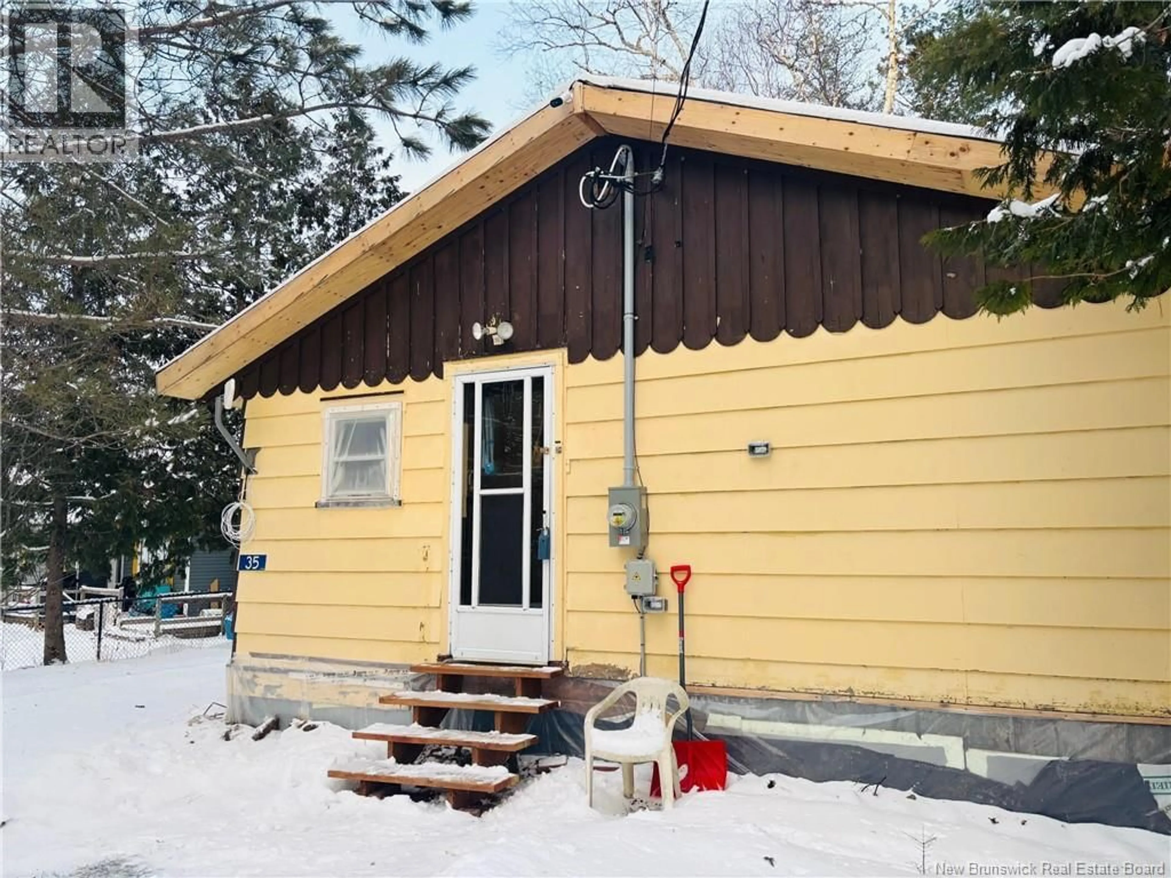 Shed for 35 PLEASANT AVENUE, Doaktown New Brunswick E9C1B5