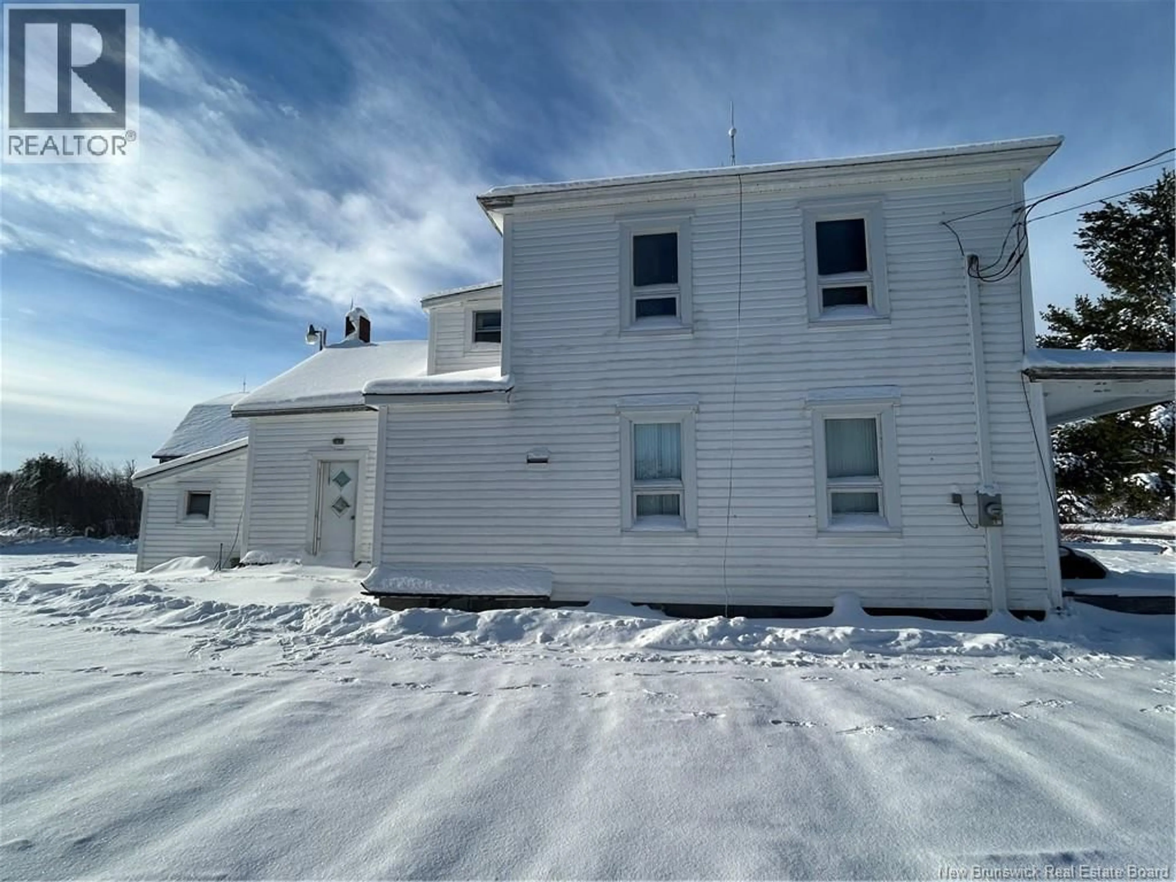 A pic from outside/outdoor area/front of a property/back of a property/a pic from drone, building for 525 CHEMIN TILLEY ROAD, Tilley Road New Brunswick E8M1R9