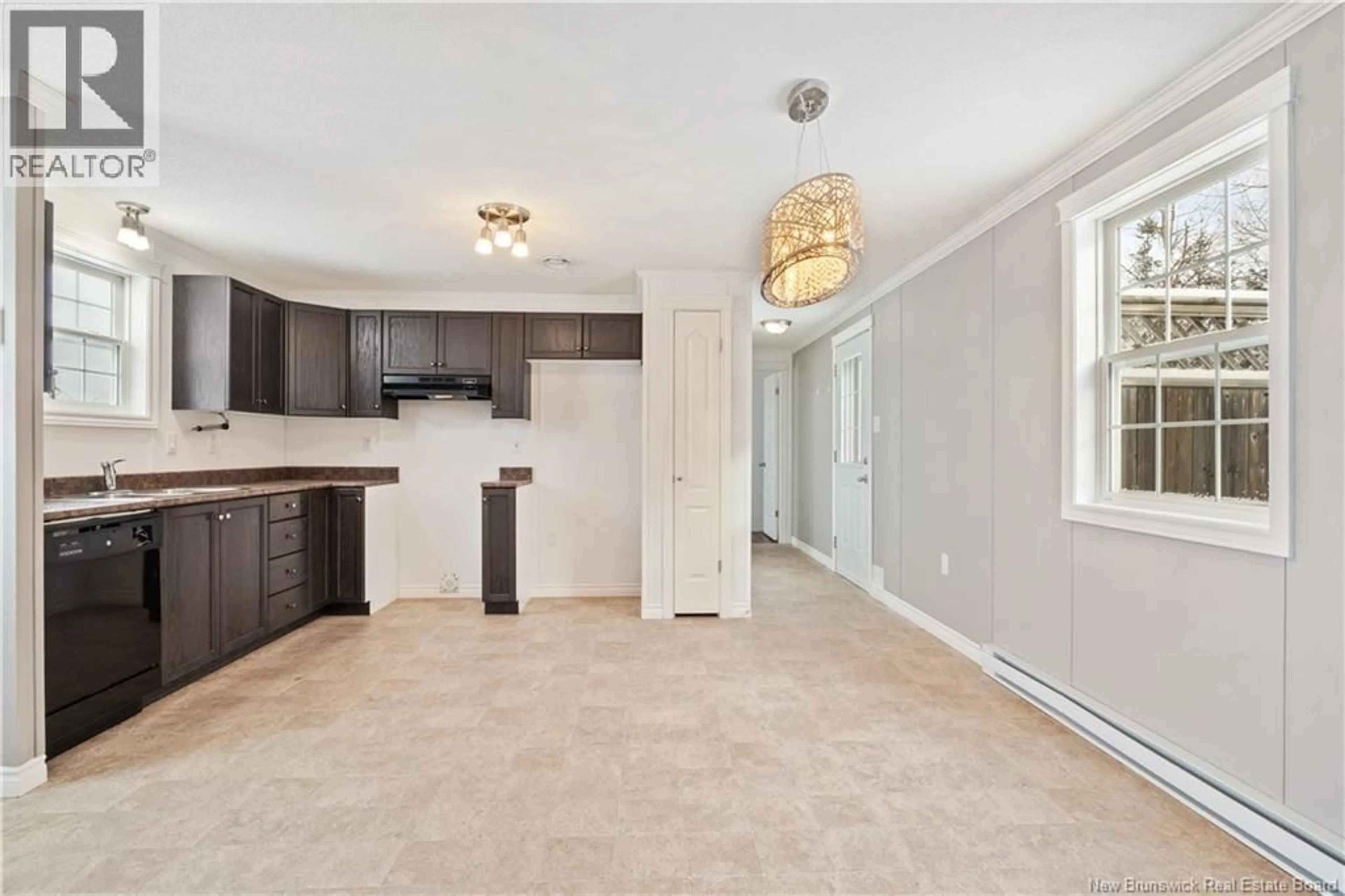 Unknown for 396 NEPISIGUIT DRIVE, Dieppe New Brunswick E1A0P6