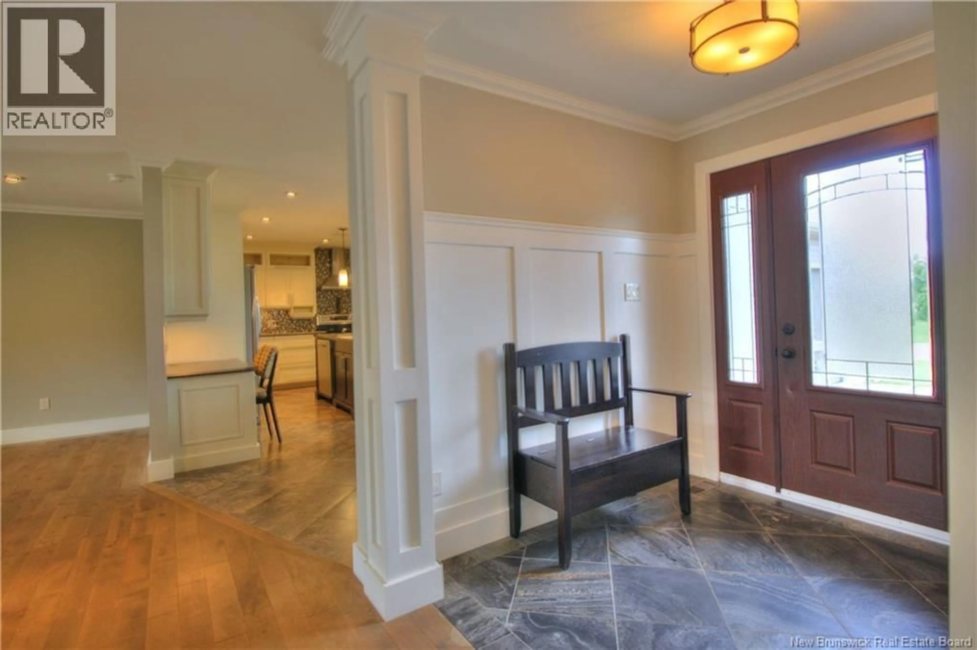 Indoor entryway for 111 AURELE CORMIER STREET, Shediac New Brunswick E4P9C1