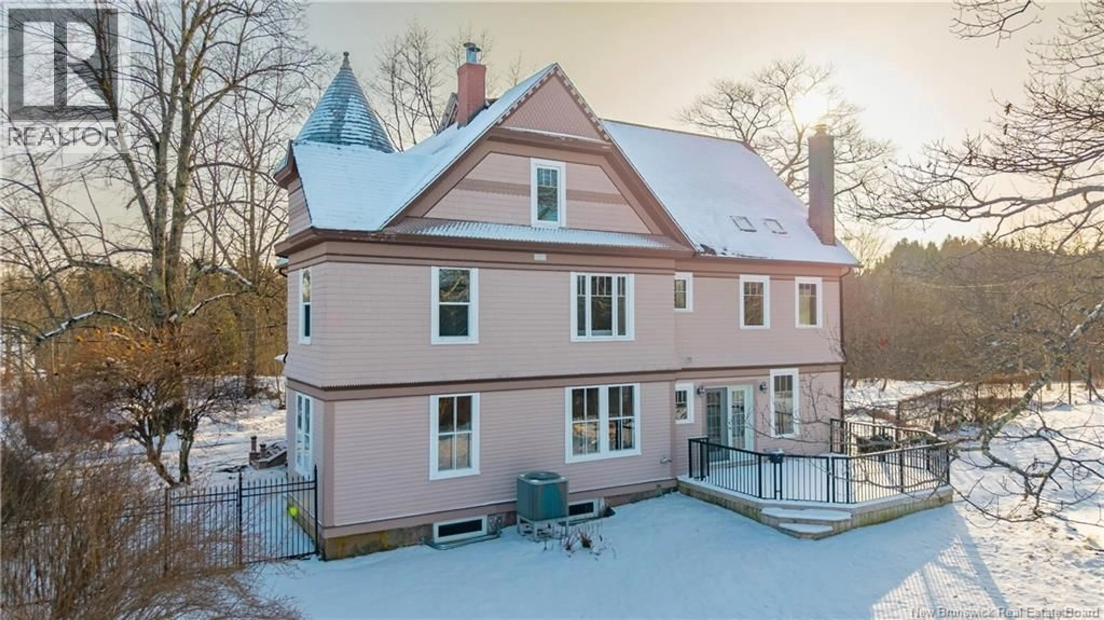 A pic from outside/outdoor area/front of a property/back of a property/a pic from drone, building for 32 CAMPBELL HILL ROAD, St George New Brunswick E5C3B1