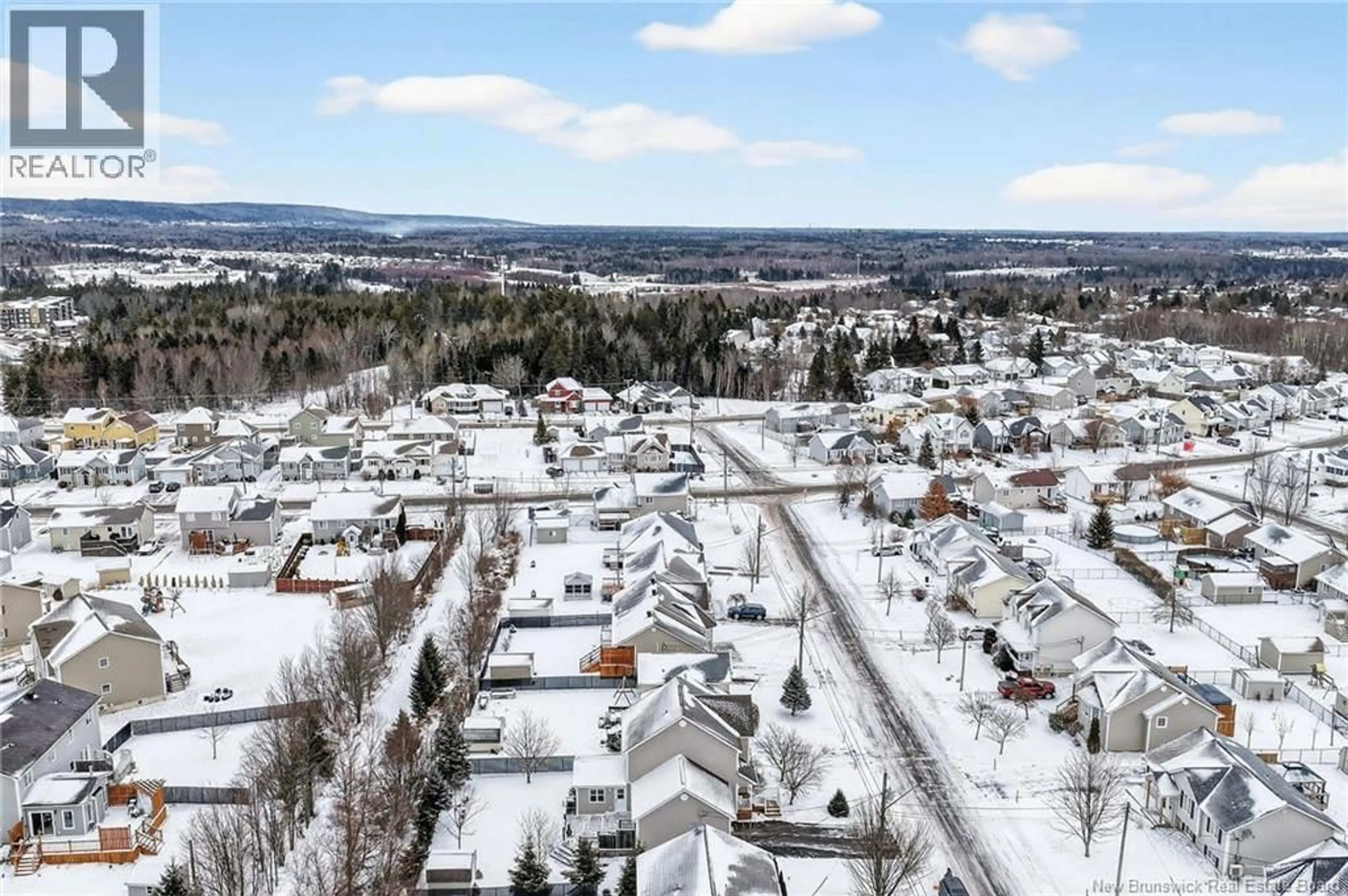 A pic from outside/outdoor area/front of a property/back of a property/a pic from drone, mountain view for 51 HAMPTON STREET, Moncton New Brunswick E1G5H2