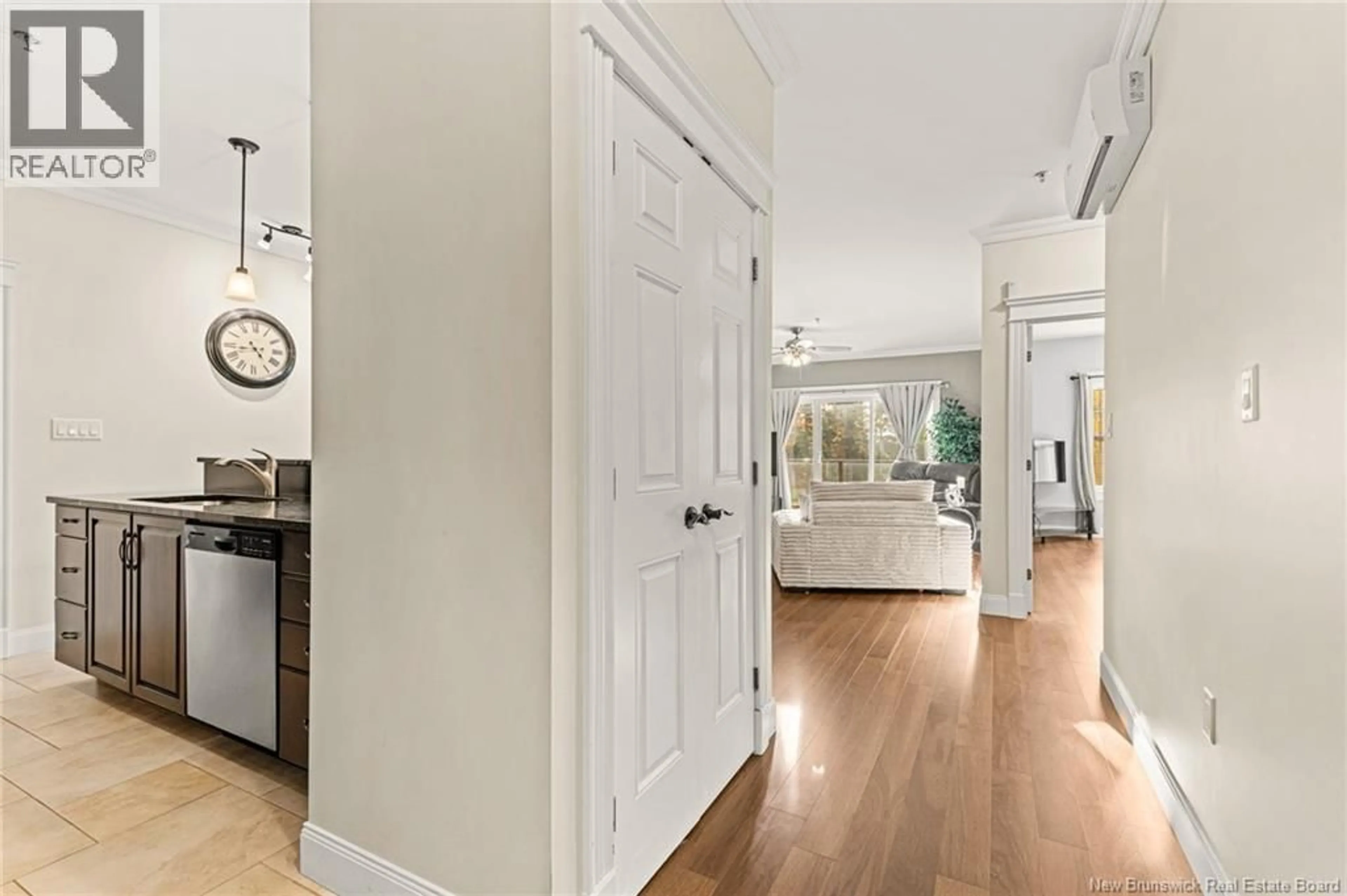 Indoor entryway for 306 - 88 WOODS TERRACE, Moncton New Brunswick E1G1K6