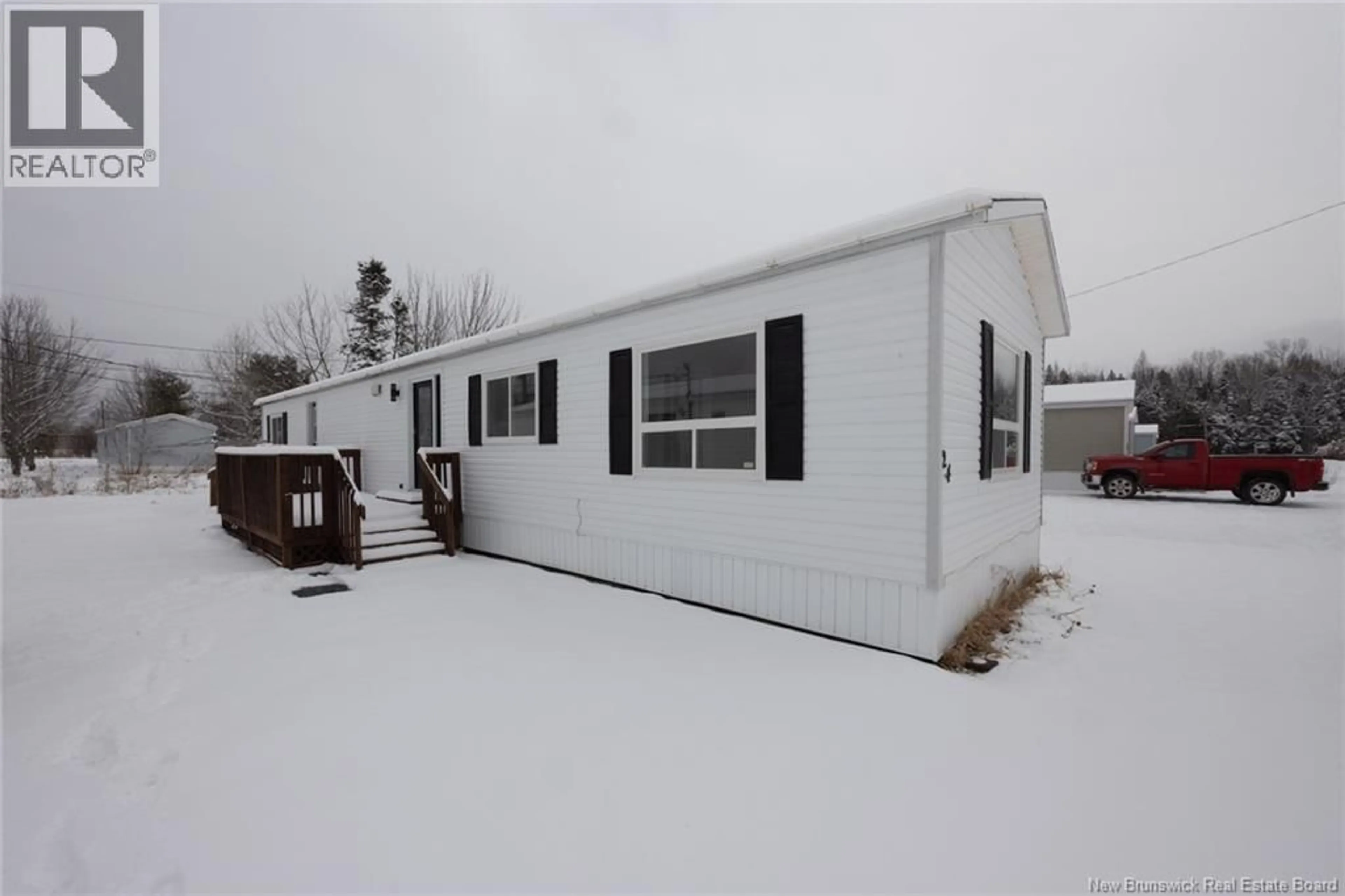 Unknown for 24 TYLER STREET, Lincoln New Brunswick E3B6X3