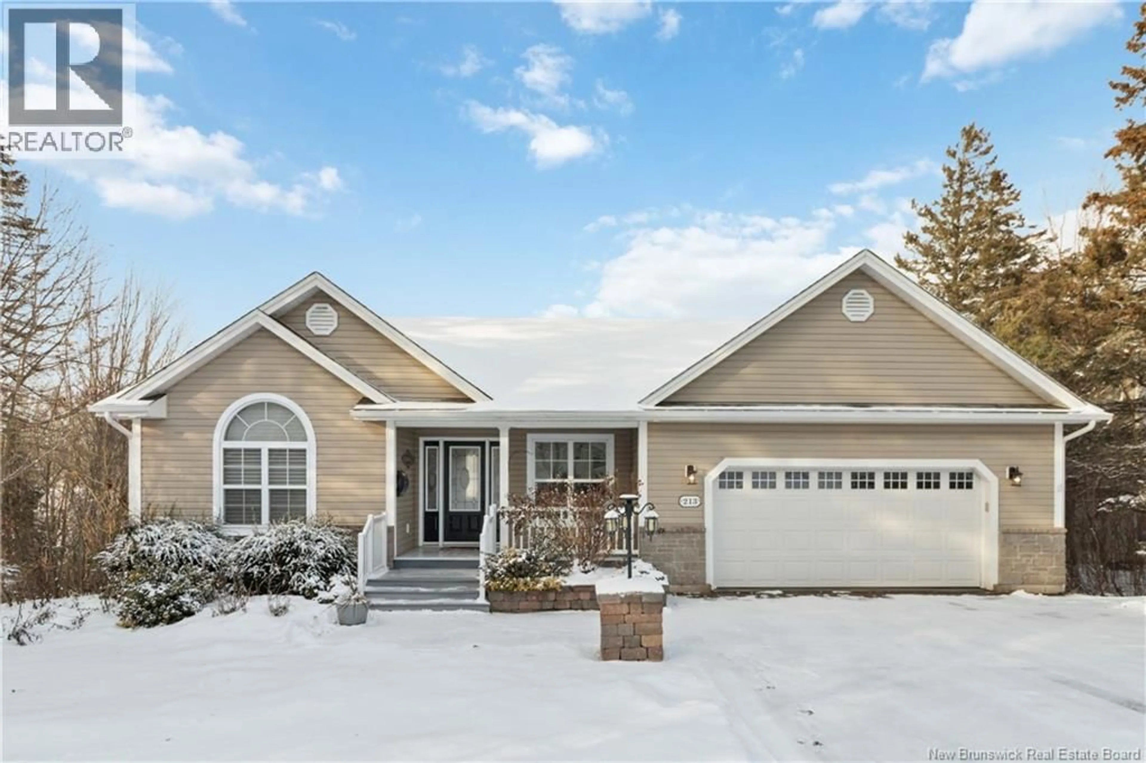 Home with vinyl exterior material, street for 213 LAKESIDE DRIVE, Riverview New Brunswick E1B4K7