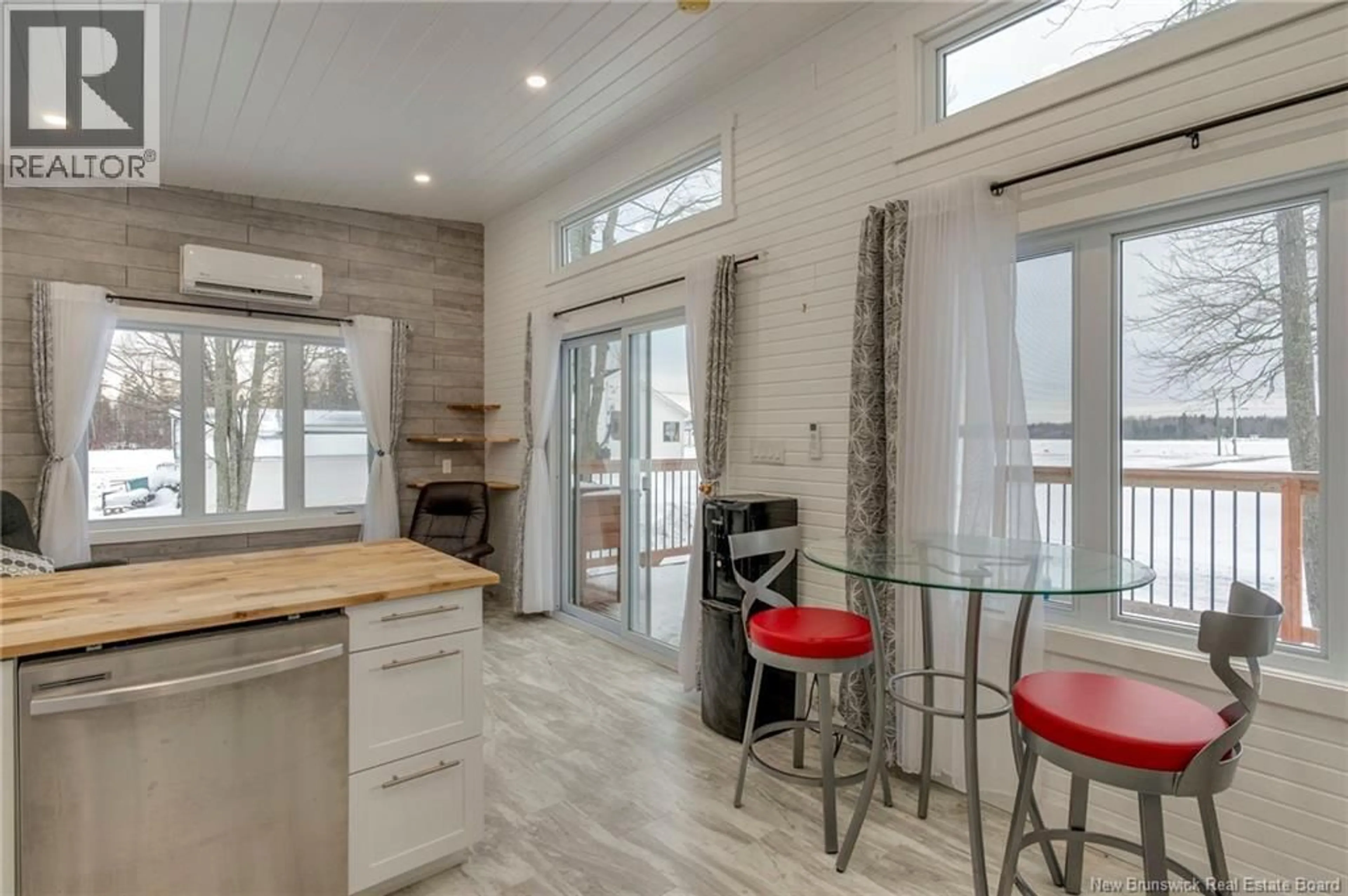 Open concept kitchen, unknown for 414 BAS DE L'ALLEE, Richibucto-Village New Brunswick E4W1A3