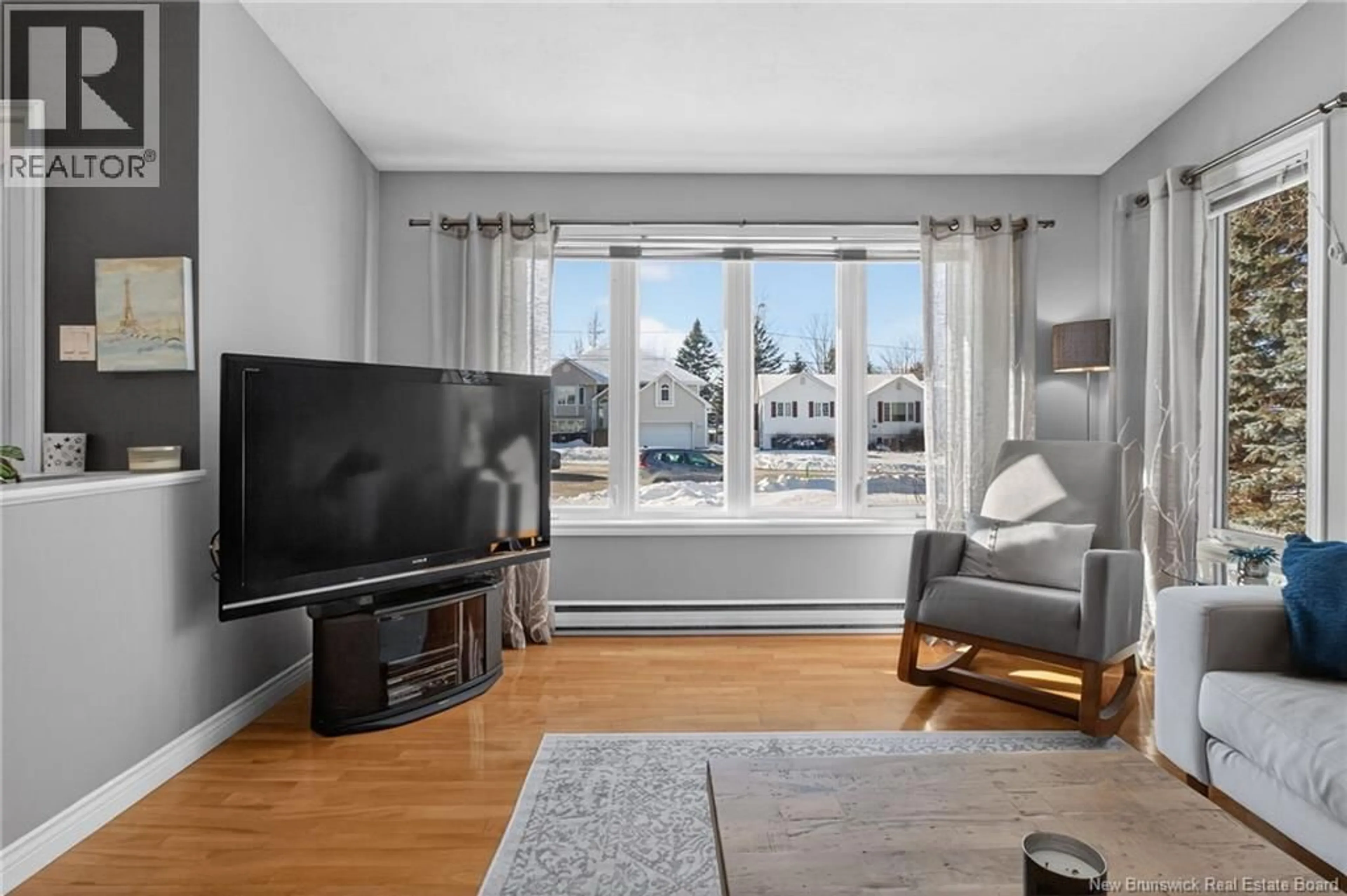 Living room with furniture, unknown for 35 ALBERTA COURT, Dieppe New Brunswick E1A6Z1