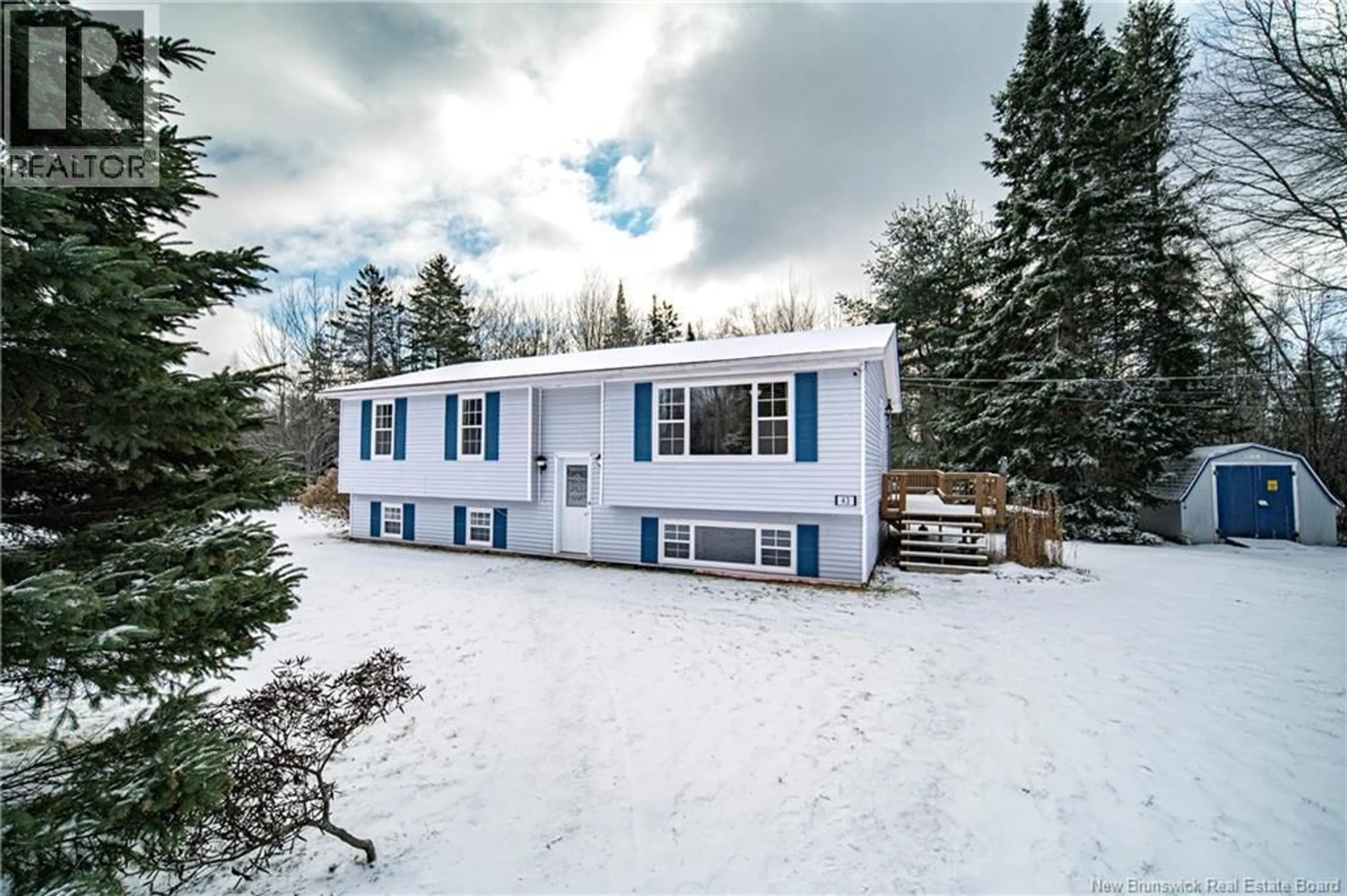 Home with vinyl exterior material, unknown for 43 SUSAN DRIVE, Lincoln New Brunswick E3B7G8