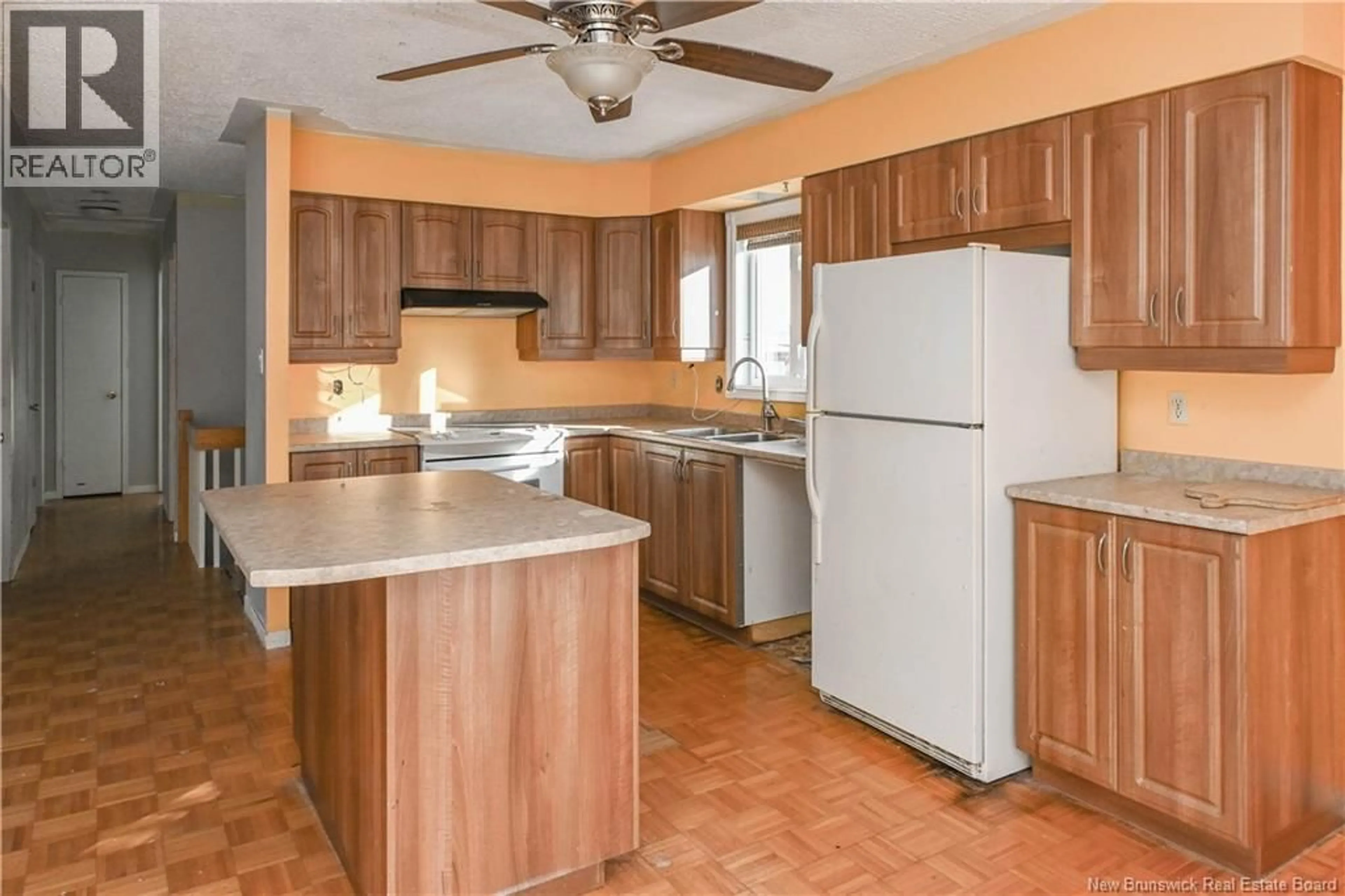 Standard kitchen, unknown for 270 ROBICHAUD AVENUE, Shippagan New Brunswick E8S1S4