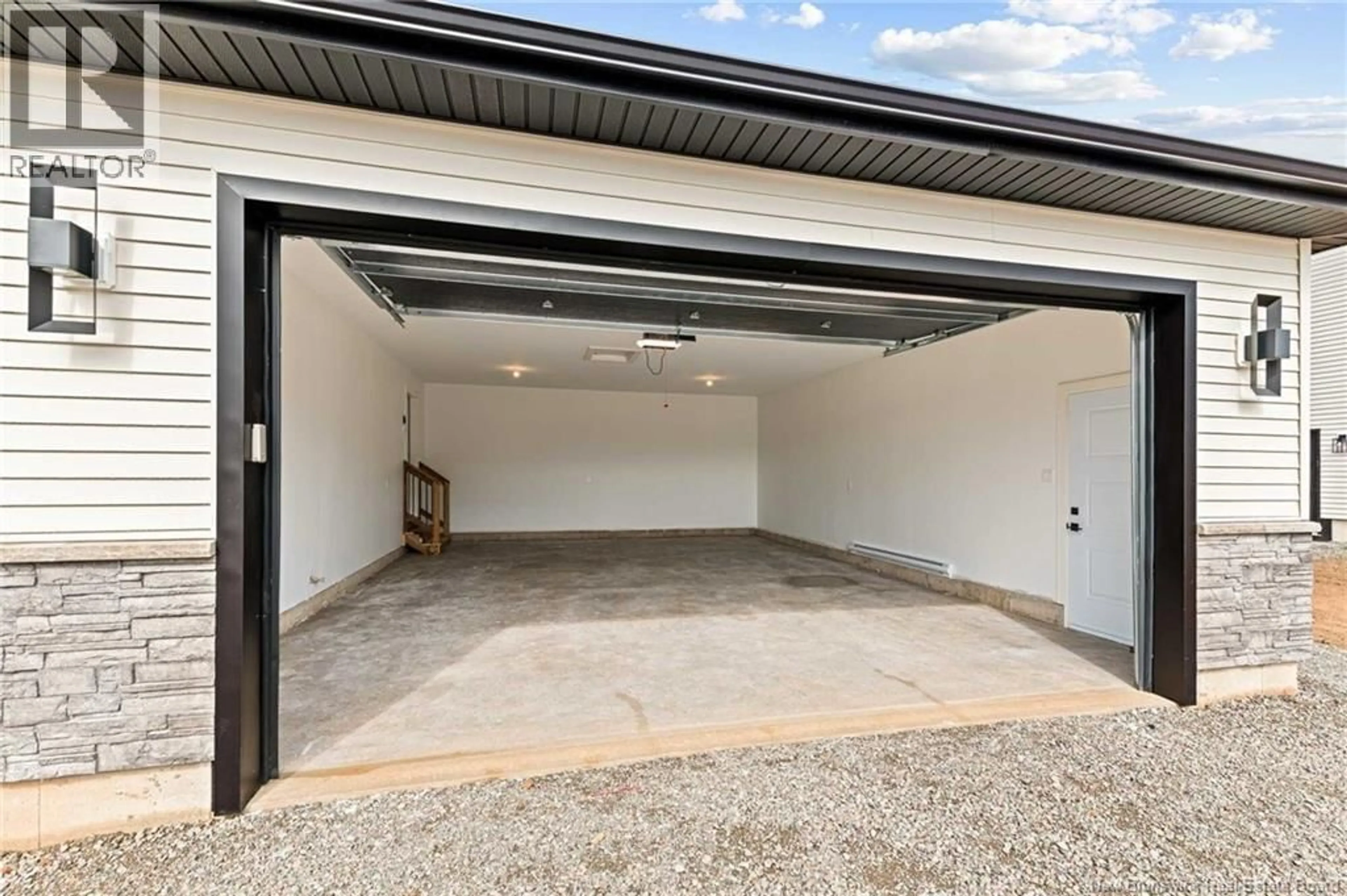 Indoor garage for 39 RACHEL STREET, Moncton New Brunswick E1G6H9