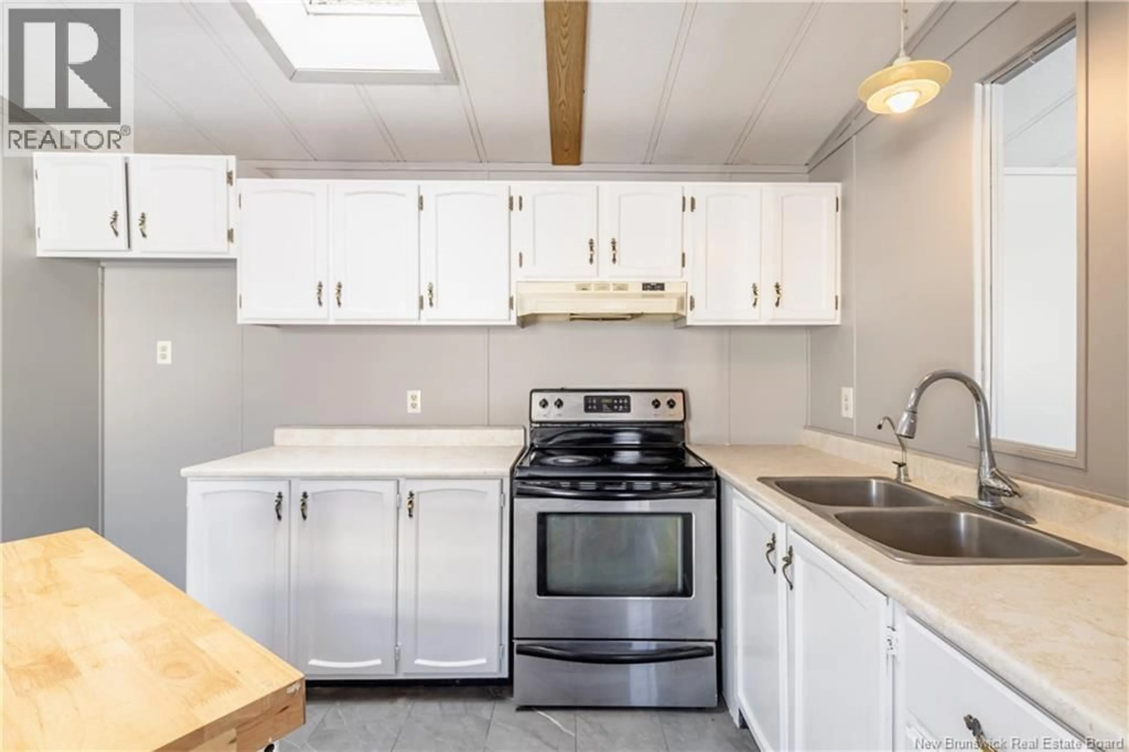 Standard kitchen, unknown for 6 ROY STREET, Lincoln New Brunswick E3B6S6