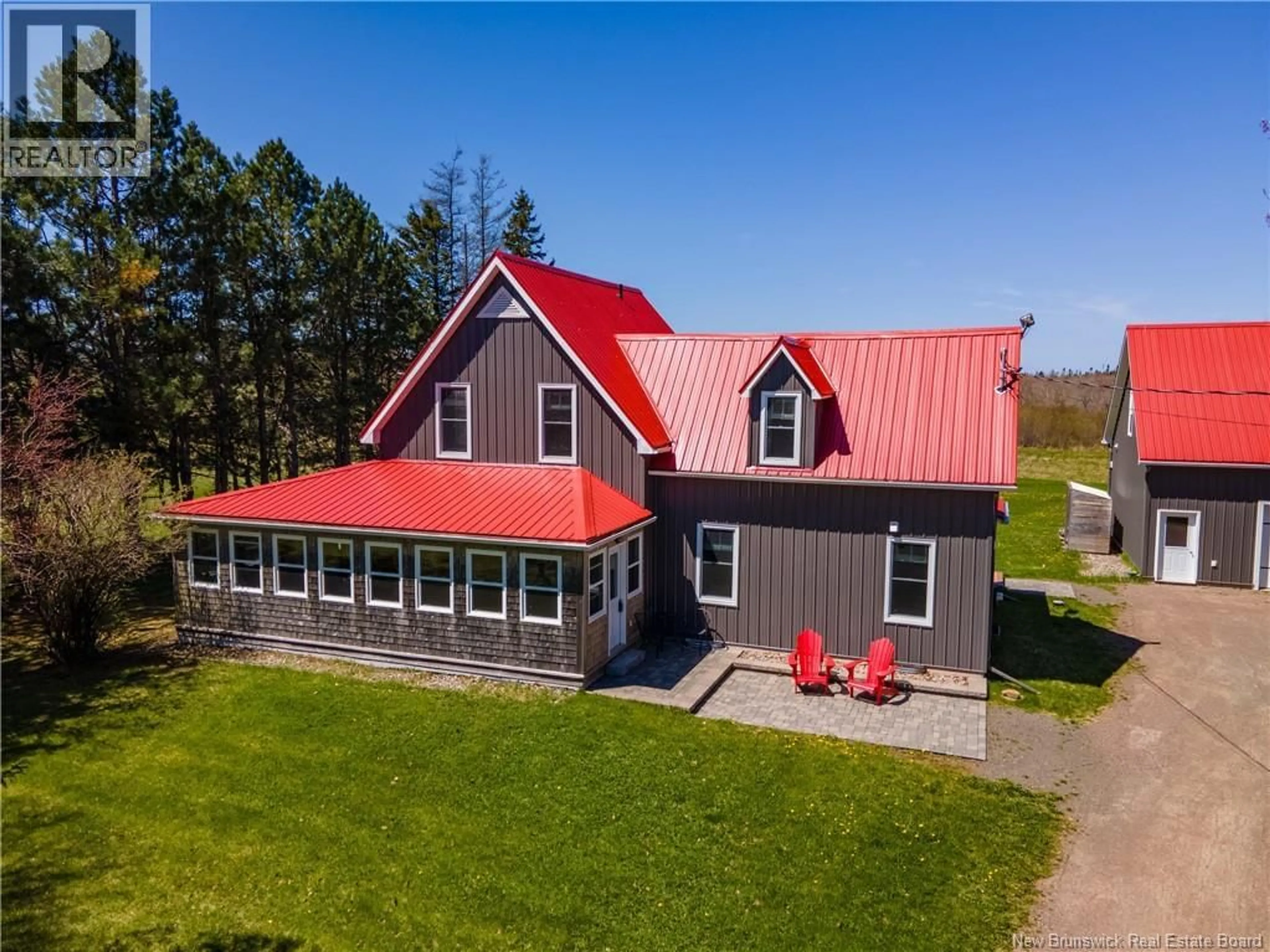 A pic from outside/outdoor area/front of a property/back of a property/a pic from drone, building for 2069 ROUTE 955, Little Shemogue New Brunswick E4M3K2