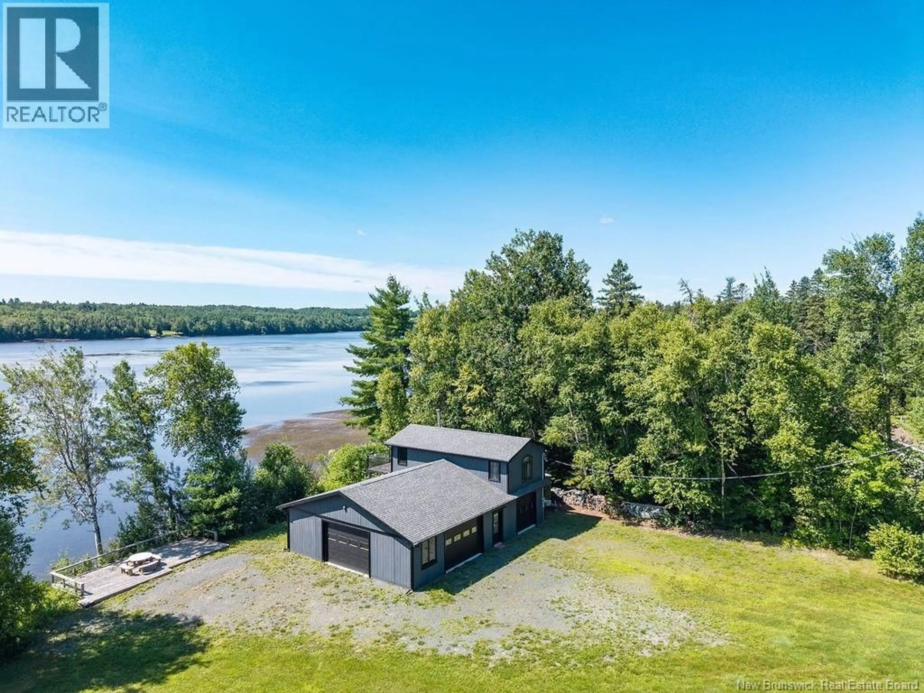 A pic from outside/outdoor area/front of a property/back of a property/a pic from drone, water/lake/river/ocean view for 583 ROUTE 425, Strathadam New Brunswick E1V4G9