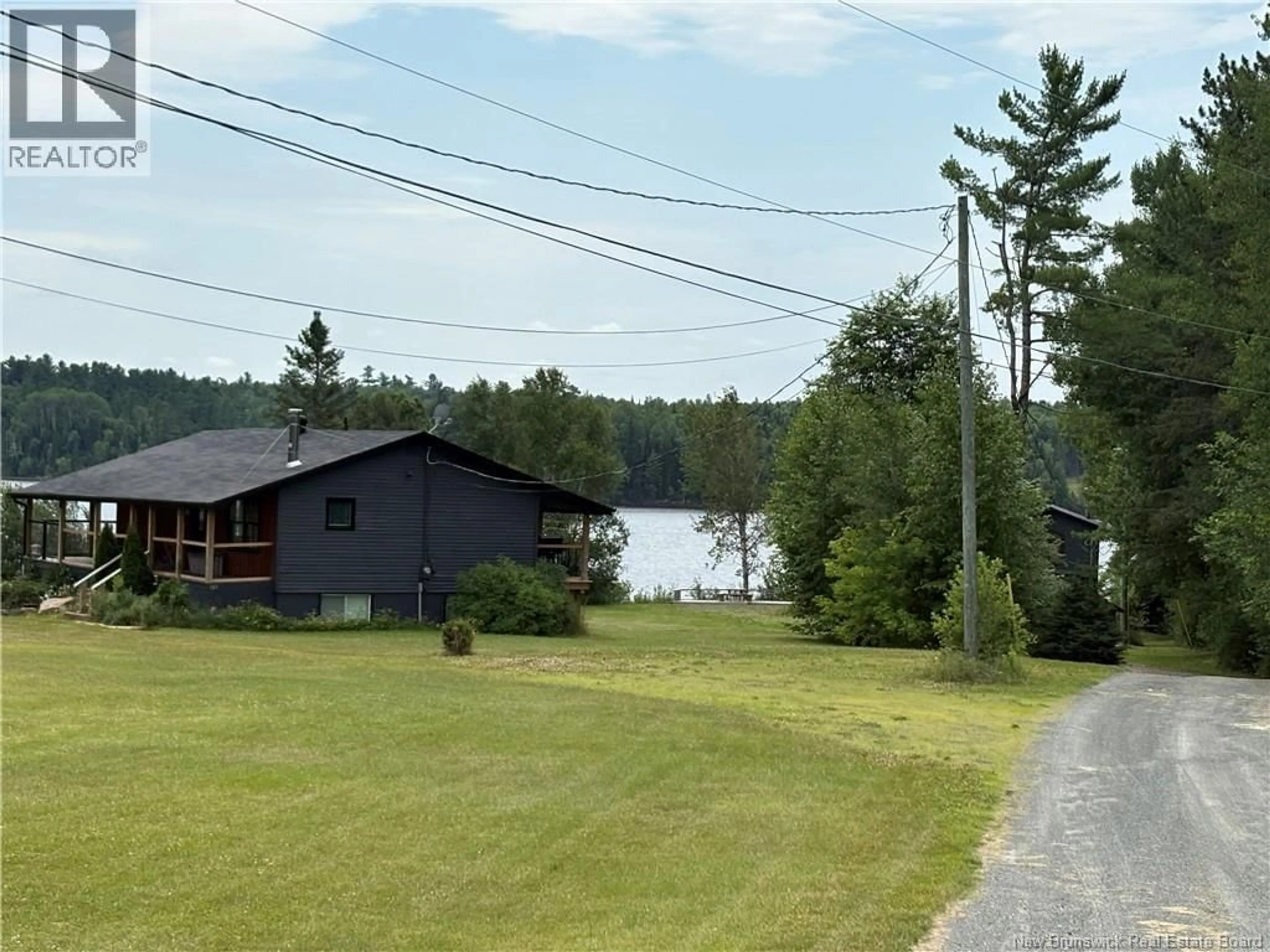 A pic from outside/outdoor area/front of a property/back of a property/a pic from drone, water/lake/river/ocean view for 583 ROUTE 425, Strathadam New Brunswick E1V4G9