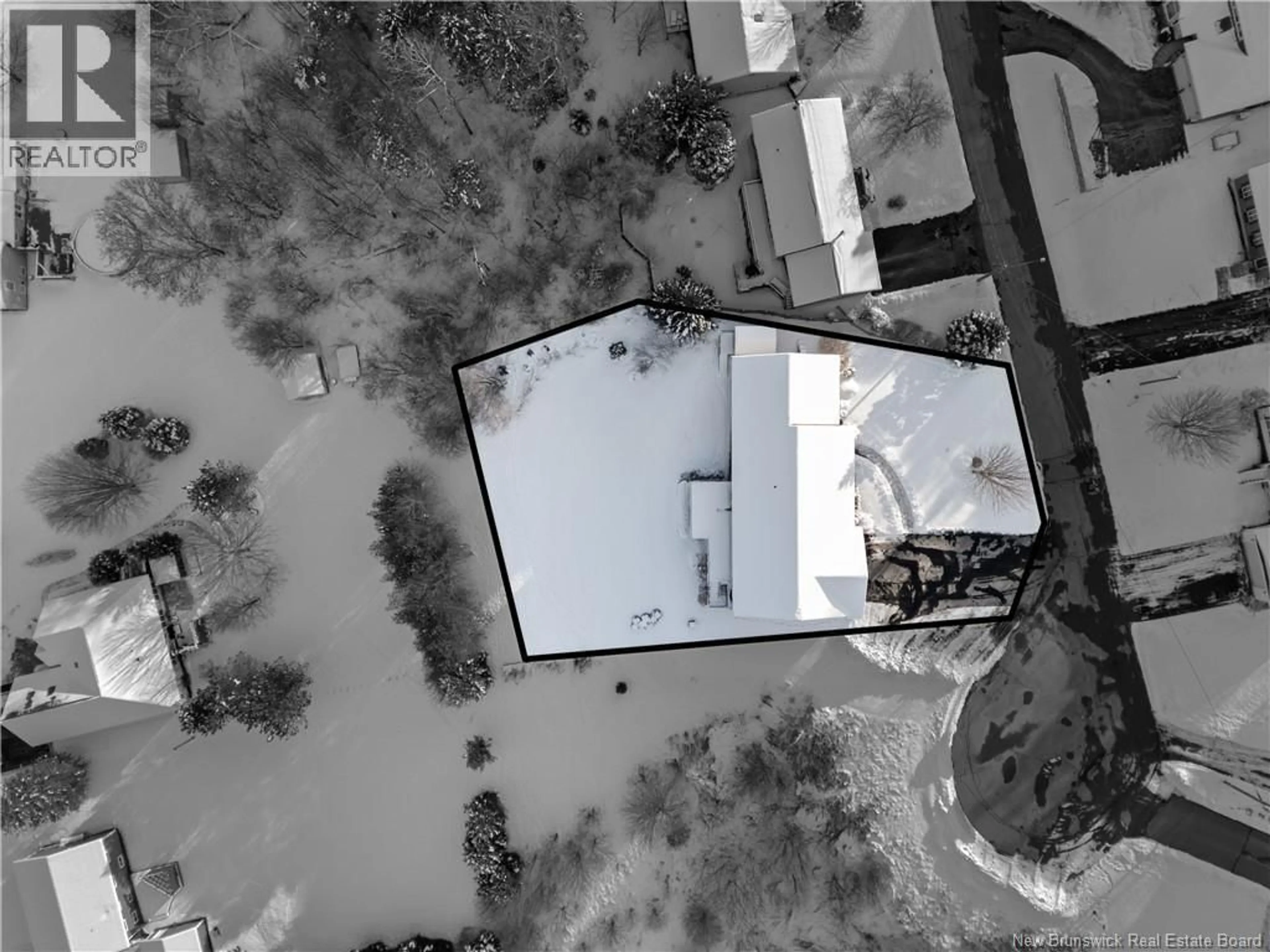 A pic from outside/outdoor area/front of a property/back of a property/a pic from drone, street for 57 LEO AVENUE, Sussex New Brunswick E4E1Z9