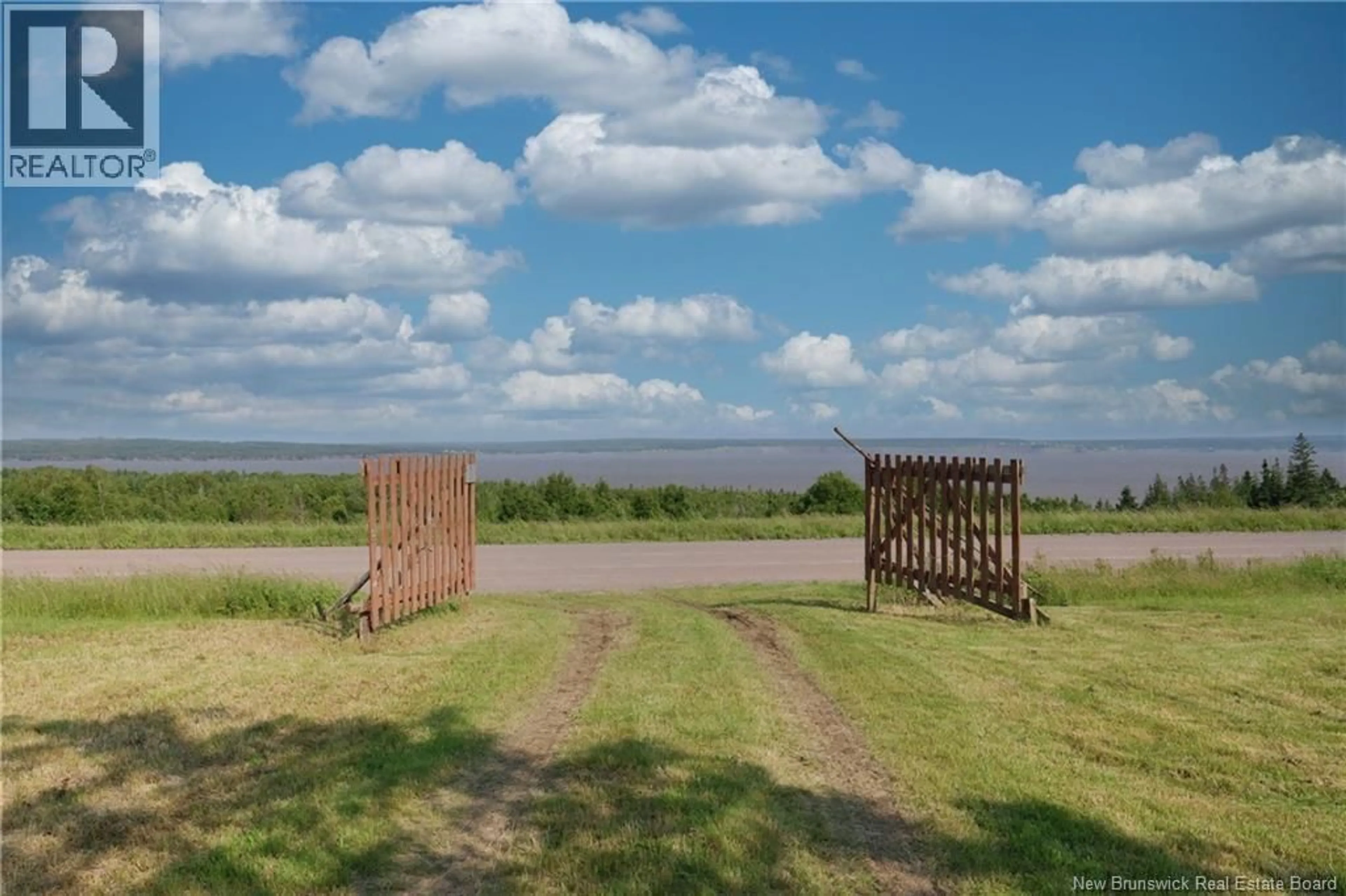 A pic from outside/outdoor area/front of a property/back of a property/a pic from drone, water/lake/river/ocean view for 273 LOWER ROCKPORT ROAD, Rockport New Brunswick E4K3M4
