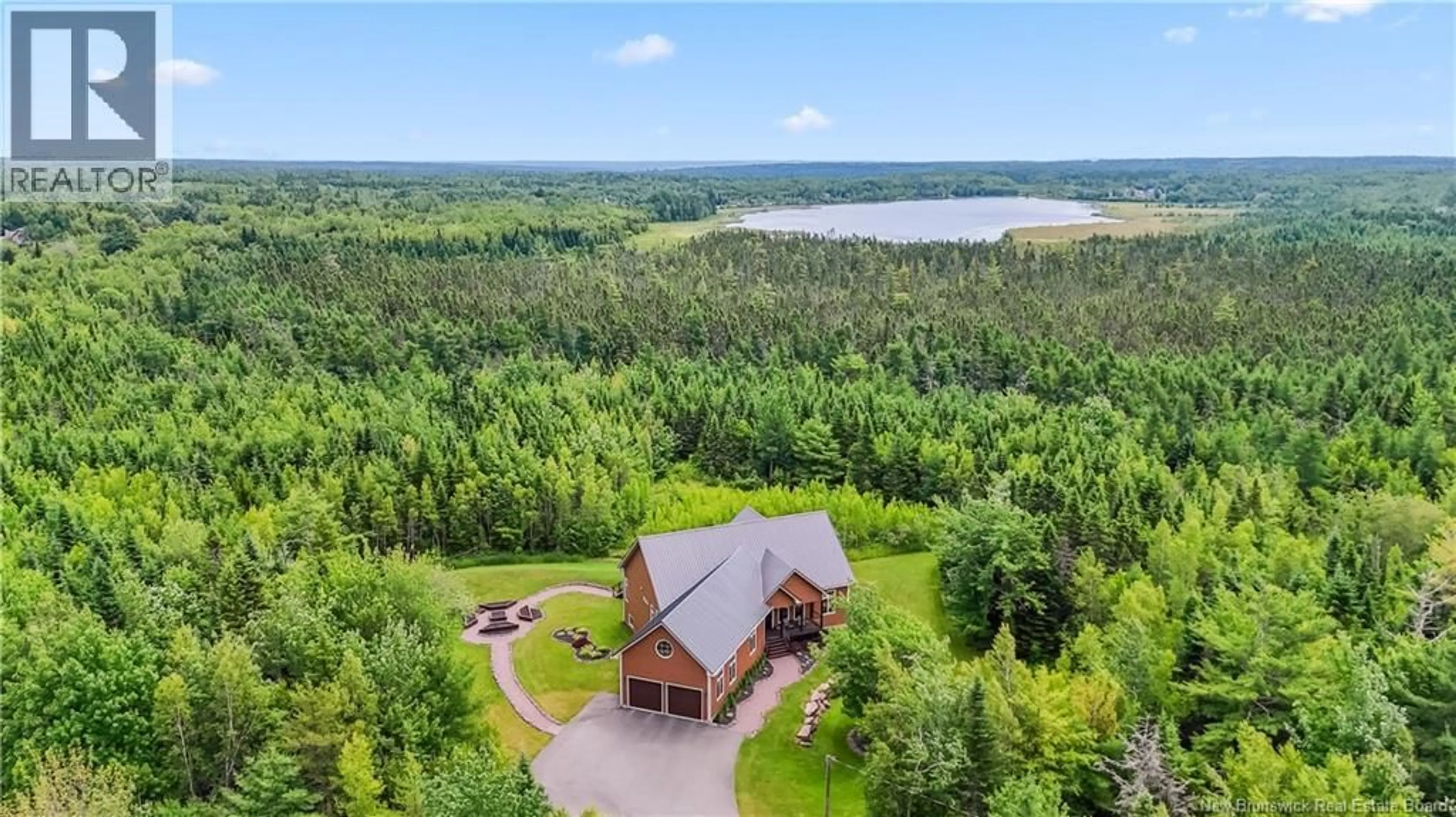 A pic from outside/outdoor area/front of a property/back of a property/a pic from drone, water/lake/river/ocean view for 200 DU PORTAGE, Memramcook New Brunswick E4K3Y3