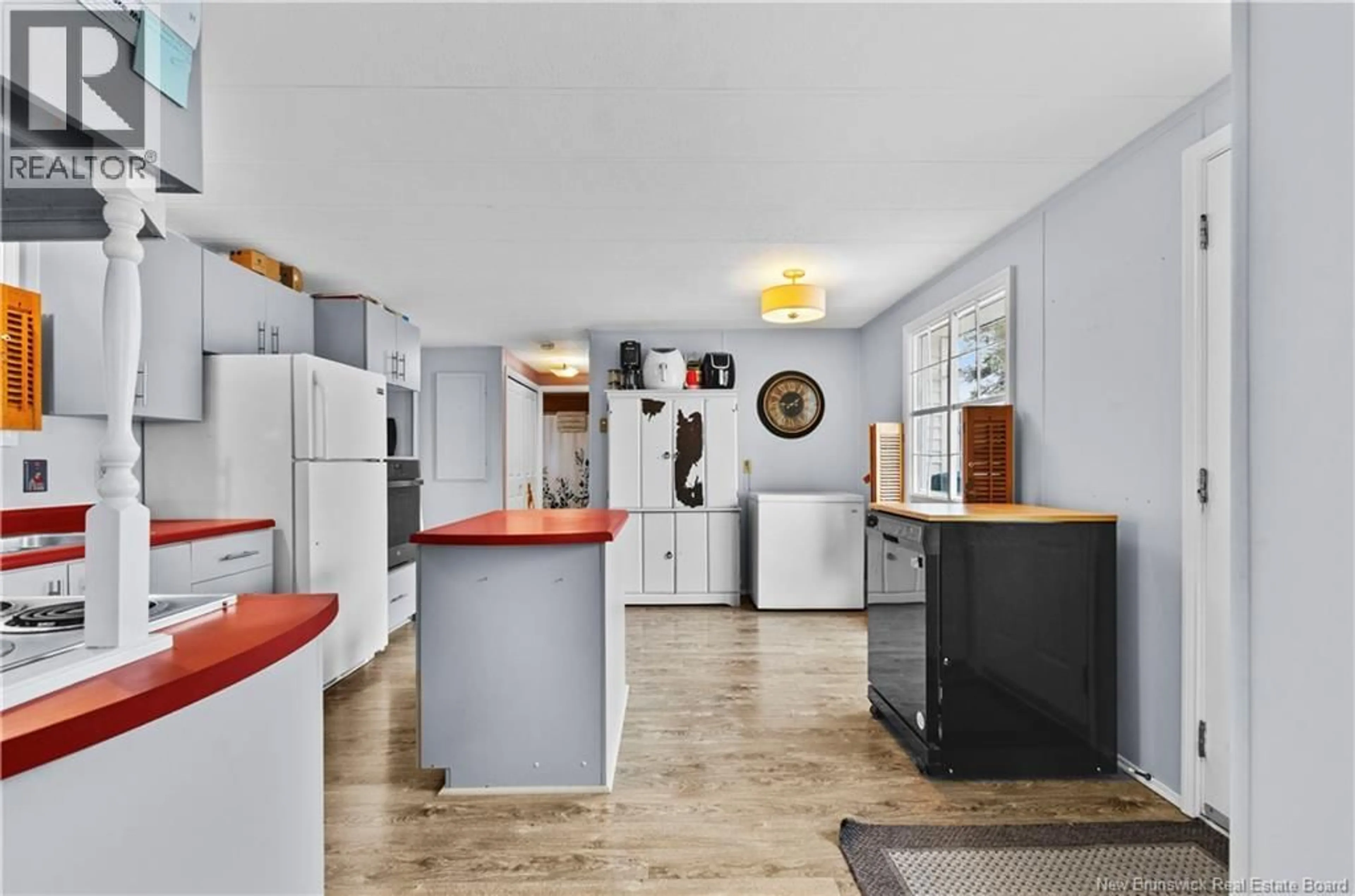 Open concept kitchen, ceramic/tile floor for 6 BURKE COURT, Lincoln New Brunswick E3B6T6