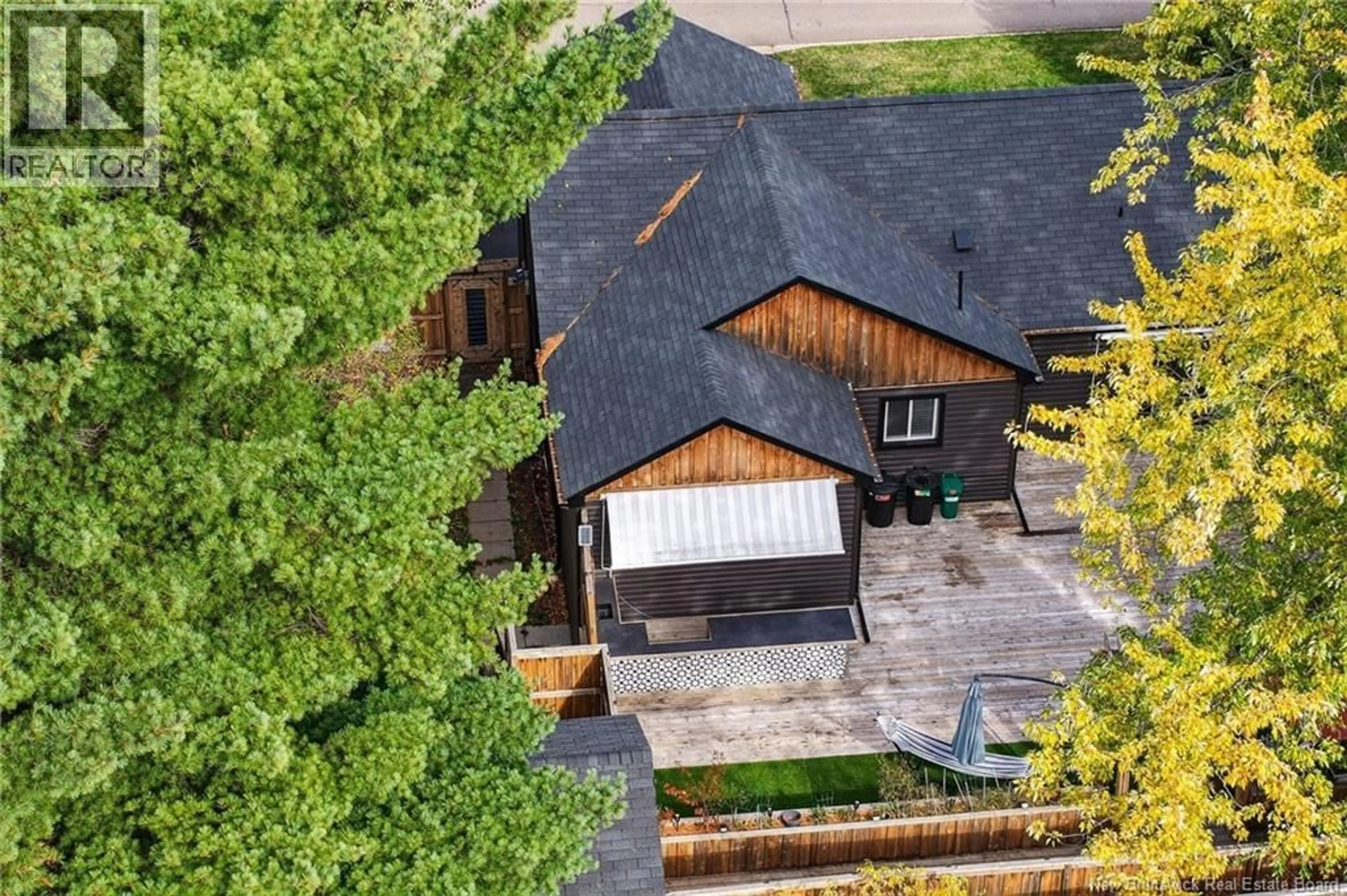 A pic from outside/outdoor area/front of a property/back of a property/a pic from drone, street for 300 WESTMOUNT BOULEVARD, Moncton New Brunswick E1E1V5