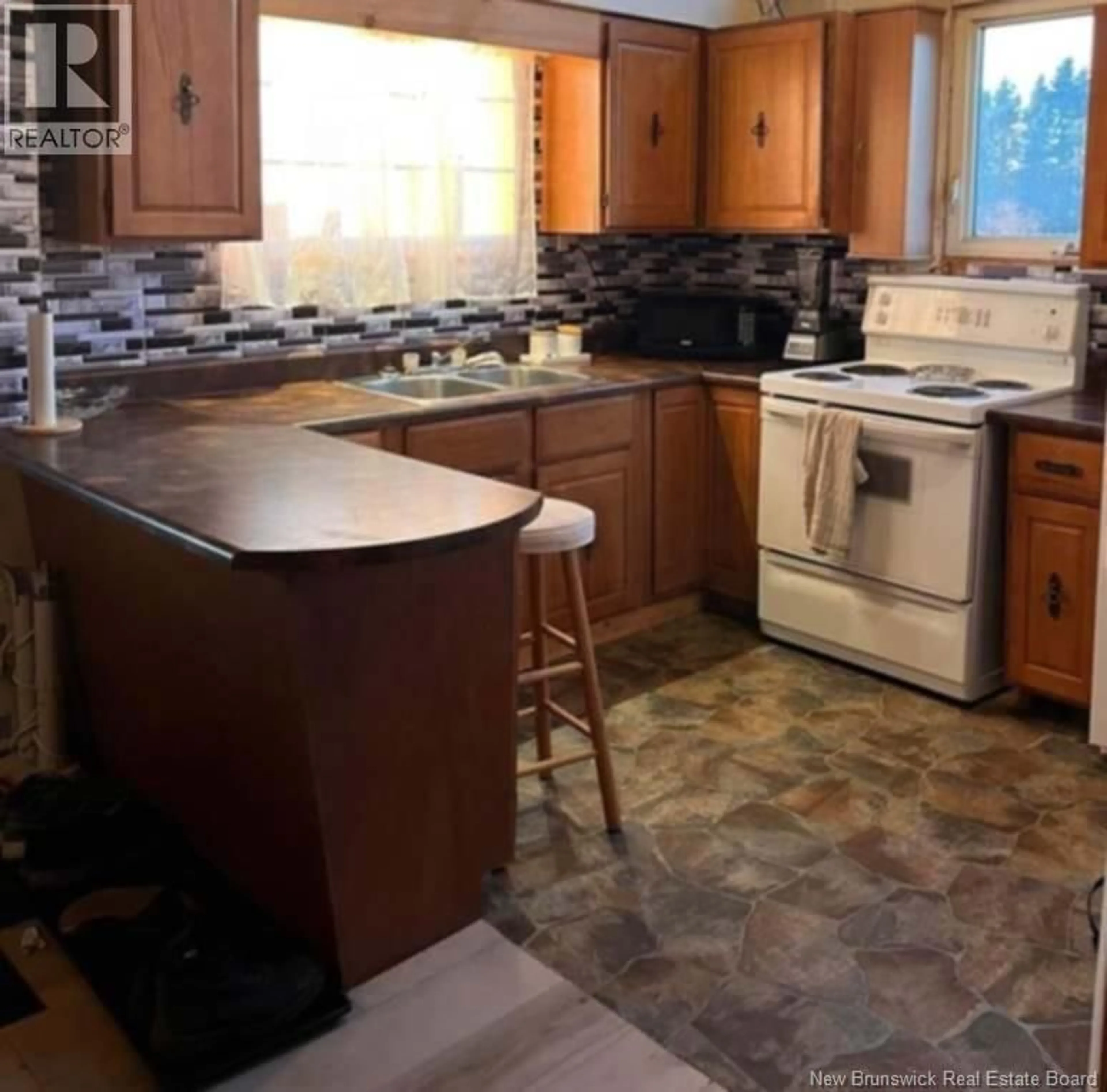 Standard kitchen, unknown for 601 MEMRAMCOOK EAST, Memramcook East New Brunswick E4K1M2
