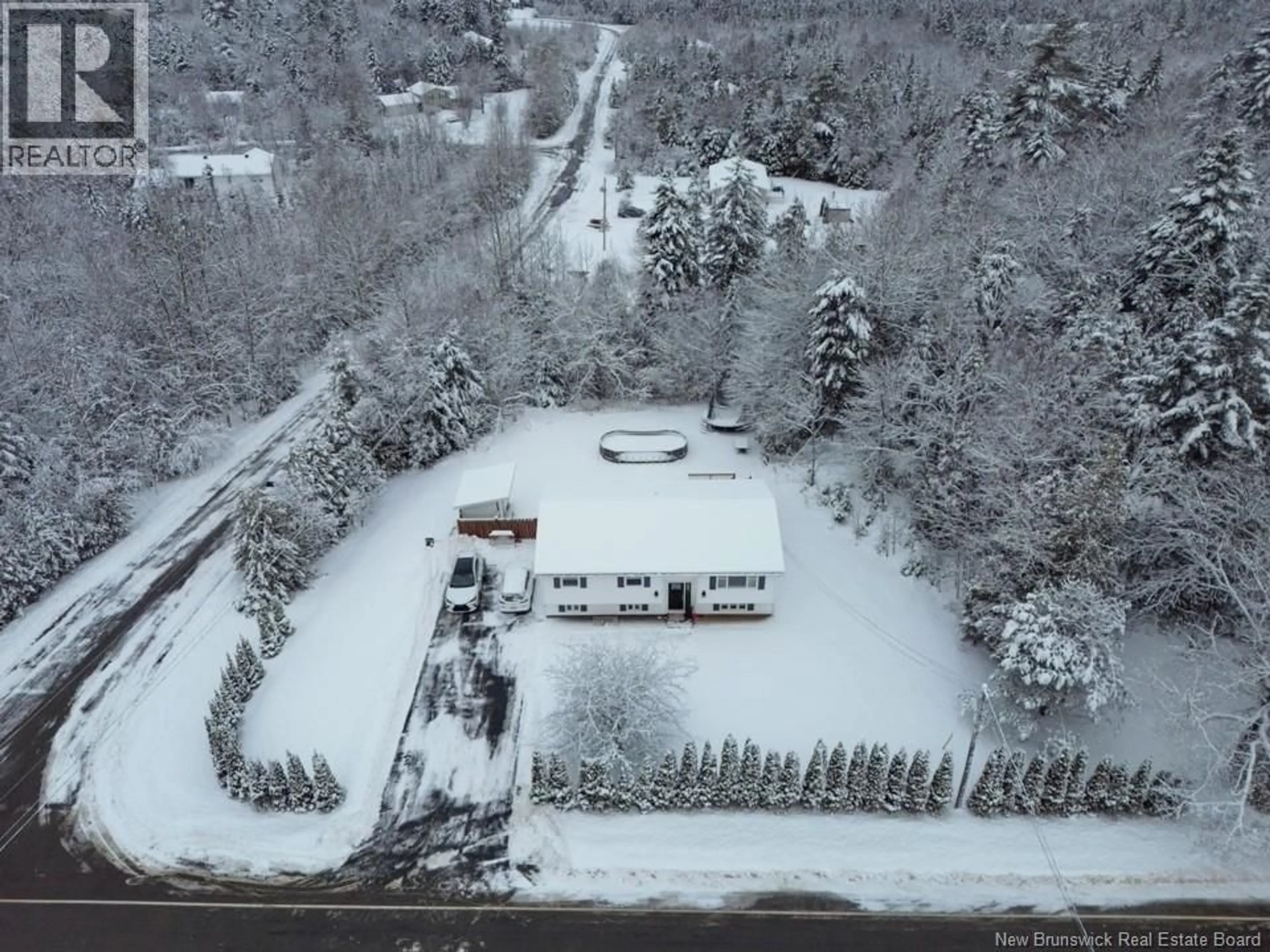 A pic from outside/outdoor area/front of a property/back of a property/a pic from drone, street for 247 FRENCH VILLAGE, French Village New Brunswick E2S1B8