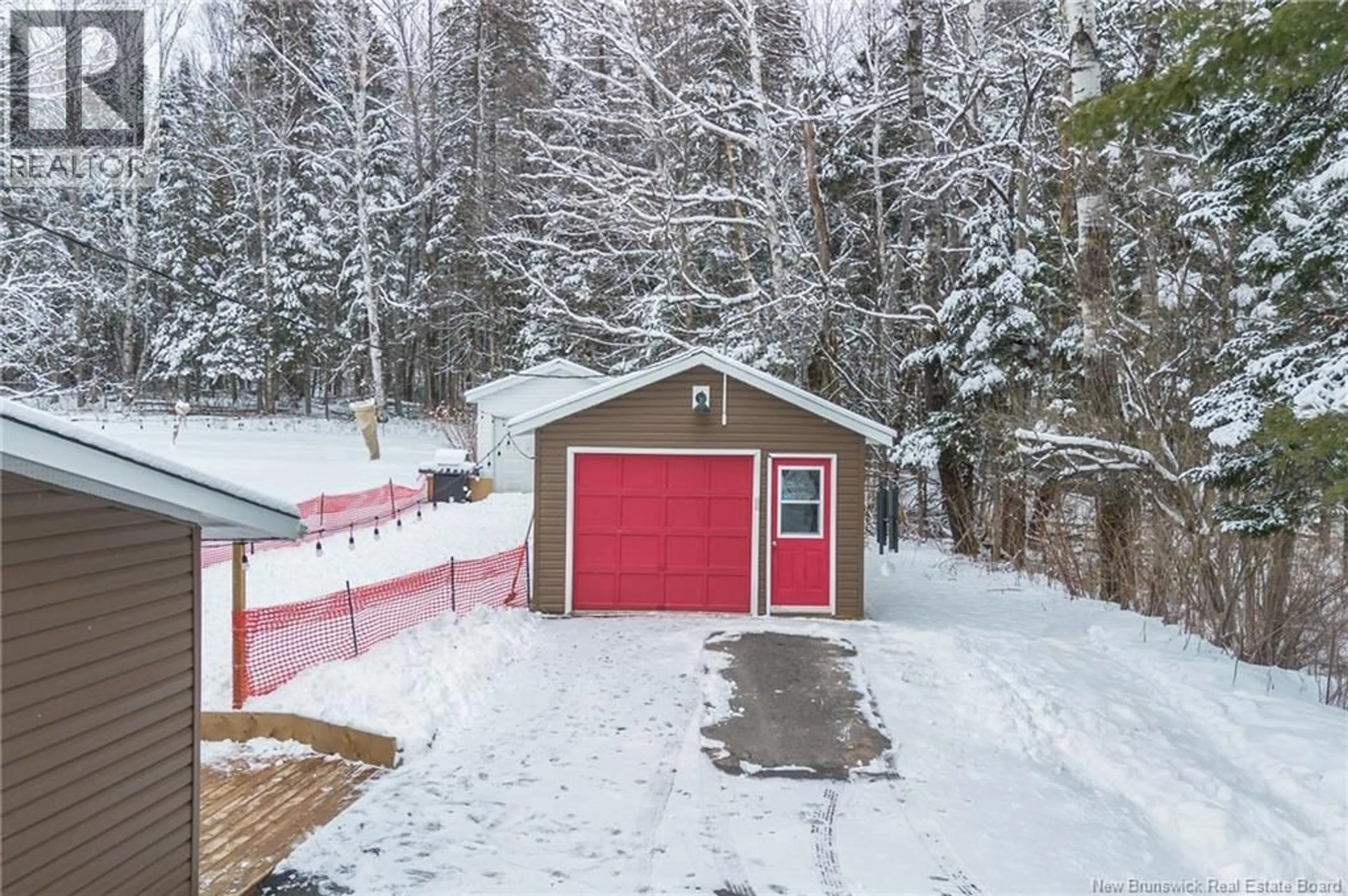 Shed for 394 ROYAL ROAD, Fredericton New Brunswick E3G6J9