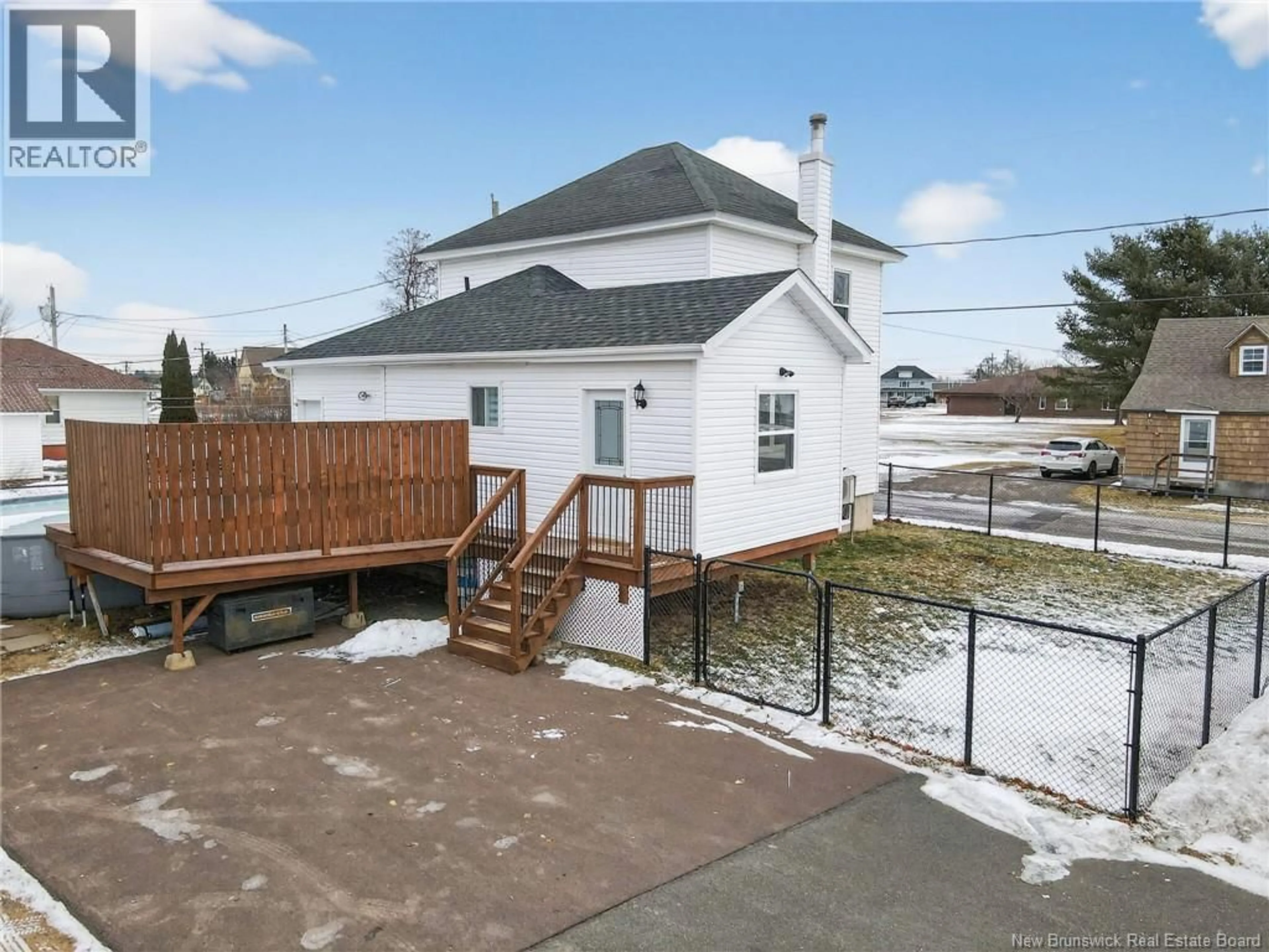 A pic from outside/outdoor area/front of a property/back of a property/a pic from drone, unknown for 14 JOSEPH STREET, Saint-Antoine New Brunswick E4V1C1