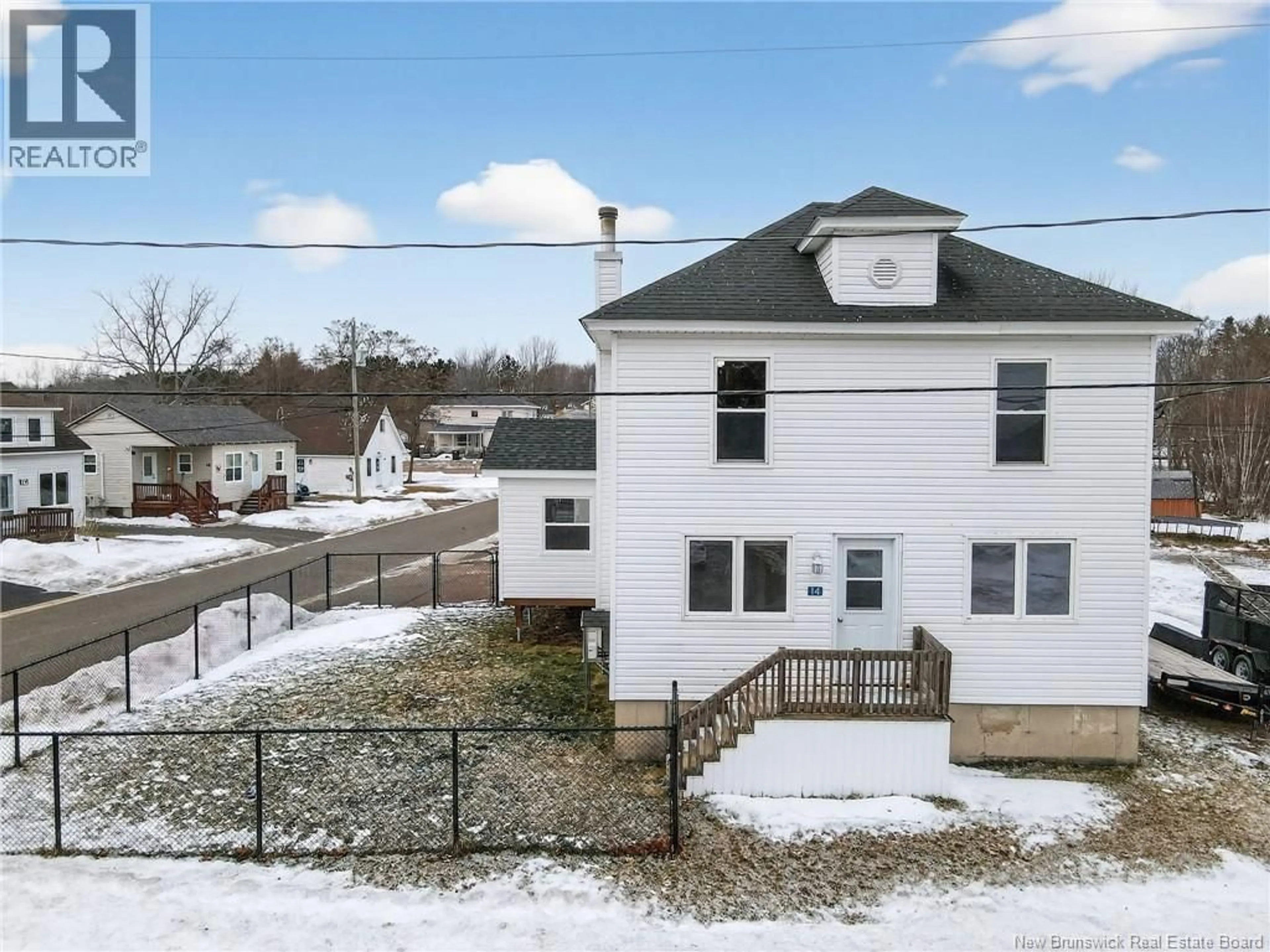 A pic from outside/outdoor area/front of a property/back of a property/a pic from drone, unknown for 14 JOSEPH STREET, Saint-Antoine New Brunswick E4V1C1