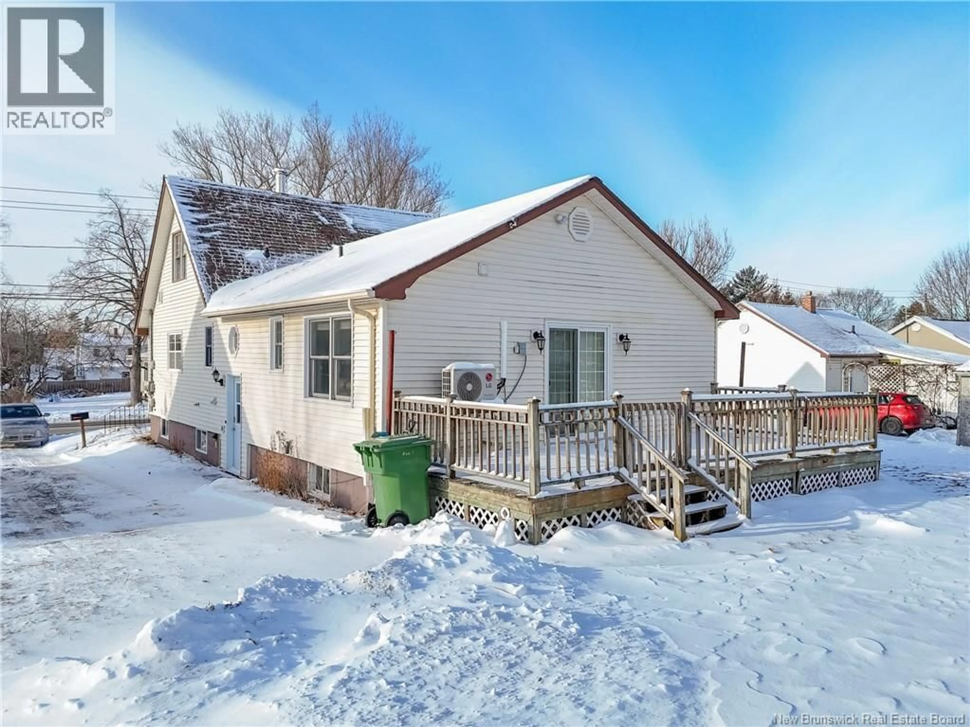 Unknown for 747 MACLAREN AVENUE, Fredericton New Brunswick E3A3L4