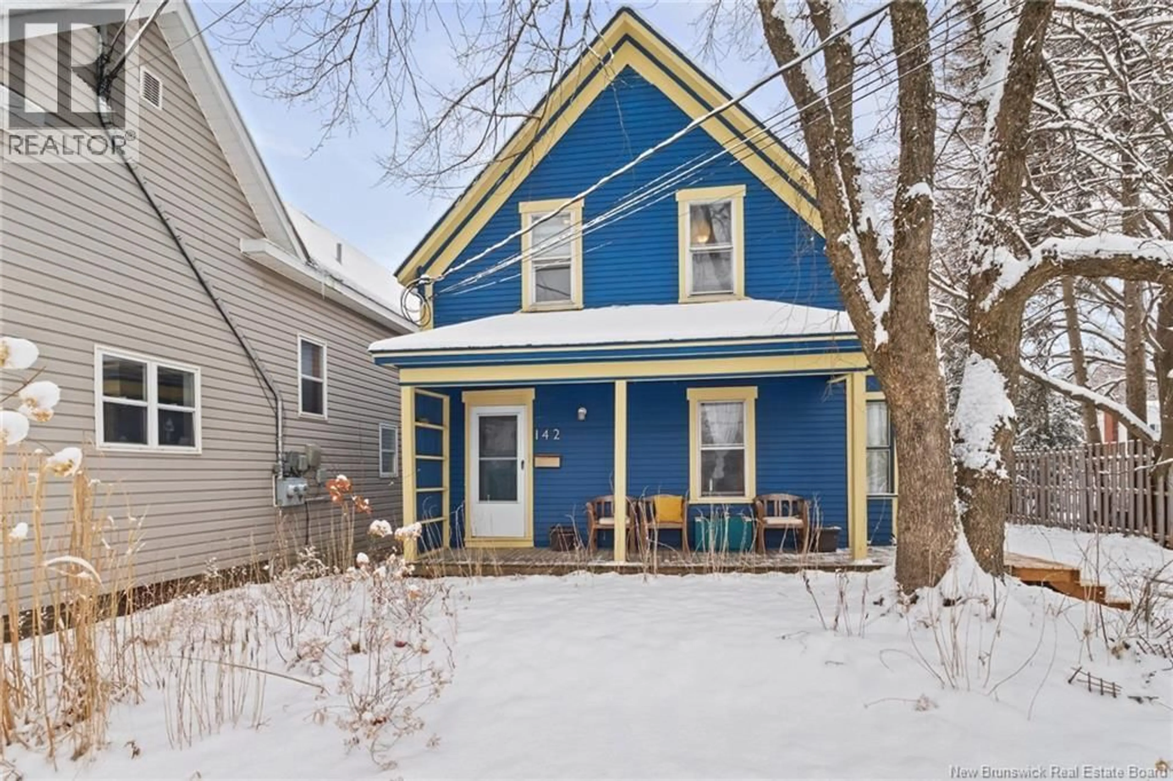 Home with vinyl exterior material, street for 142 MILES STREET, Fredericton New Brunswick E3A3J6