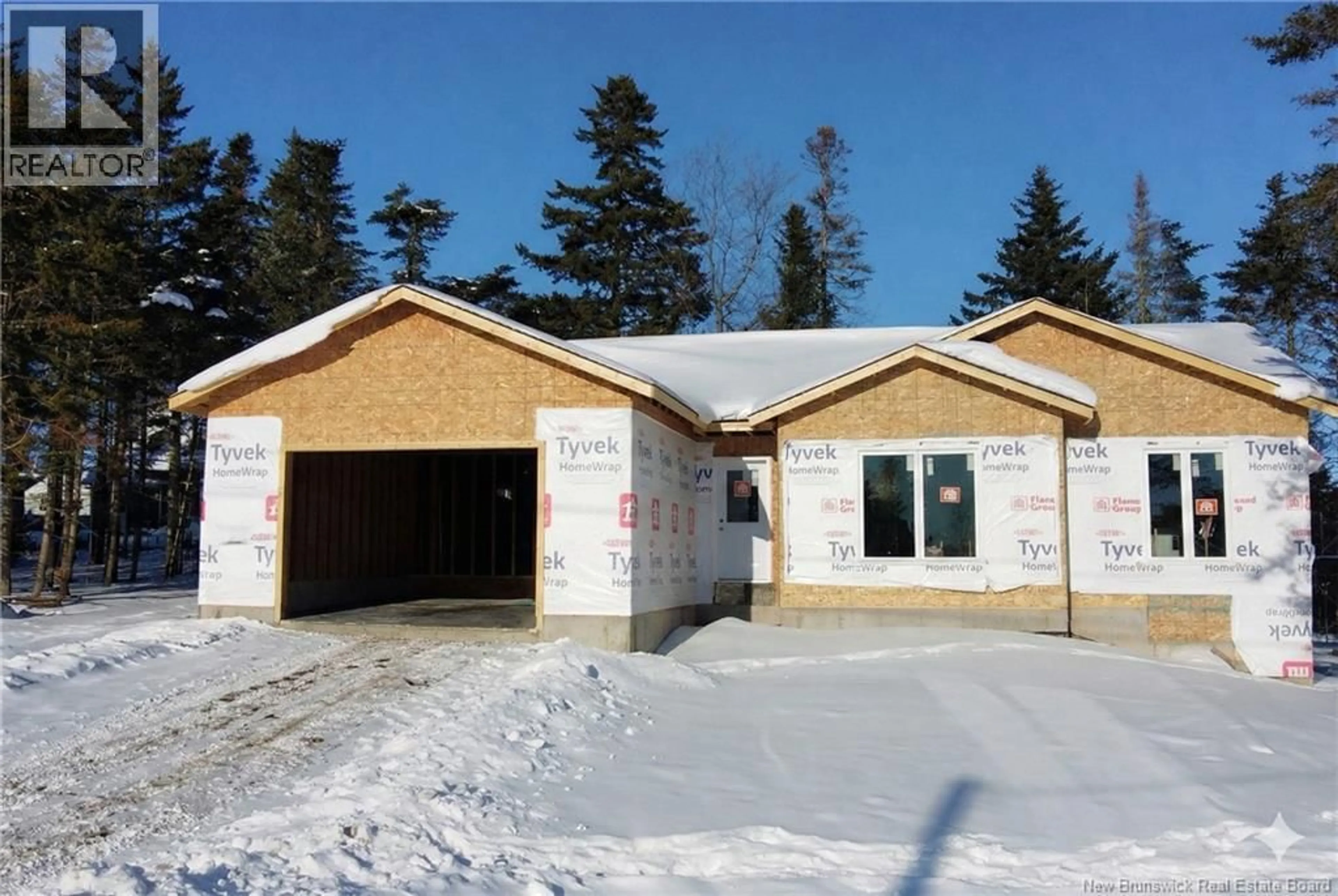 Unknown for 33 BURMAN STREET, Sackville New Brunswick E4L0E1