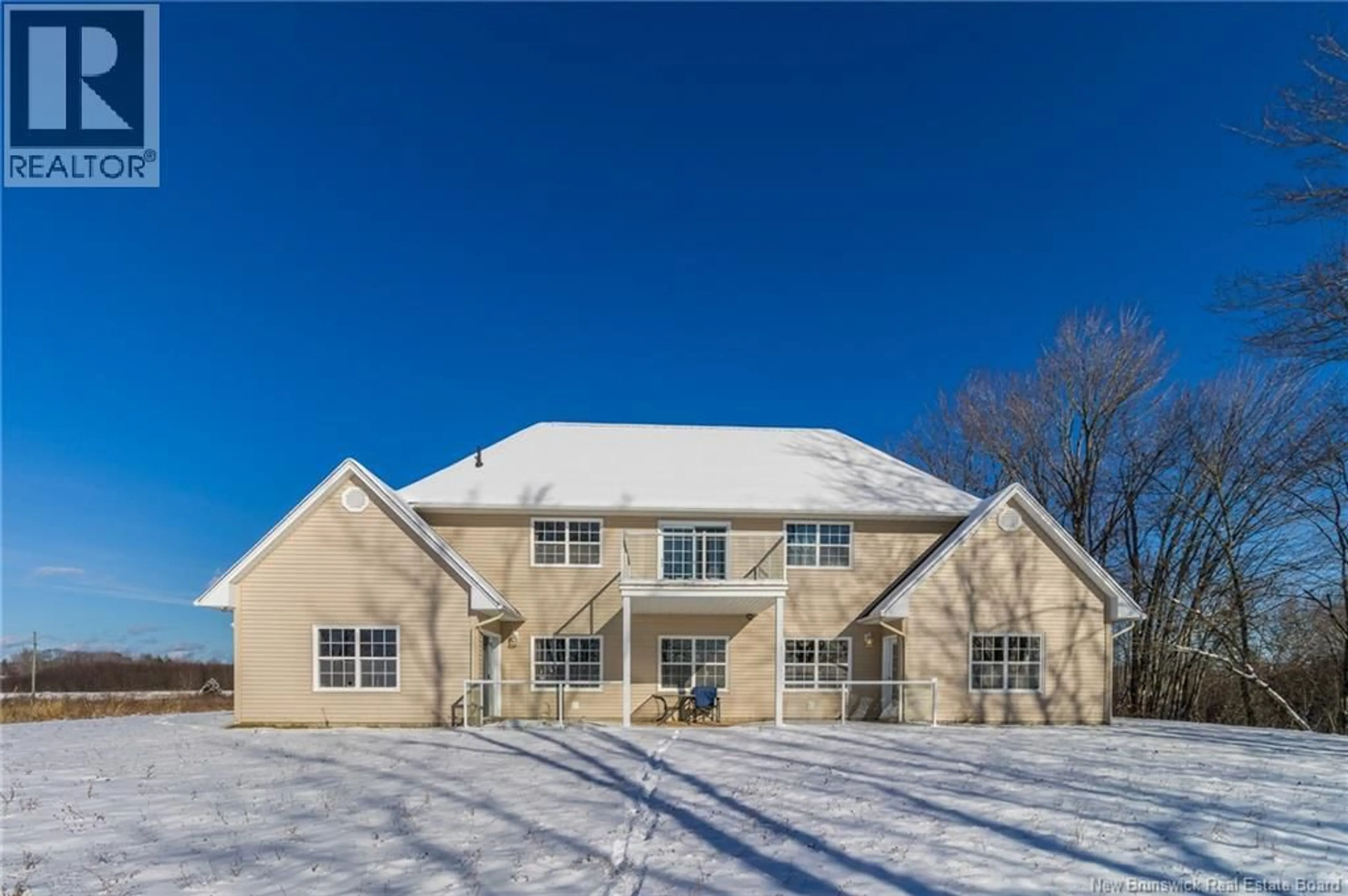 A pic from outside/outdoor area/front of a property/back of a property/a pic from drone, building for 354 ROUTE 105, Maugerville New Brunswick E3A8N6