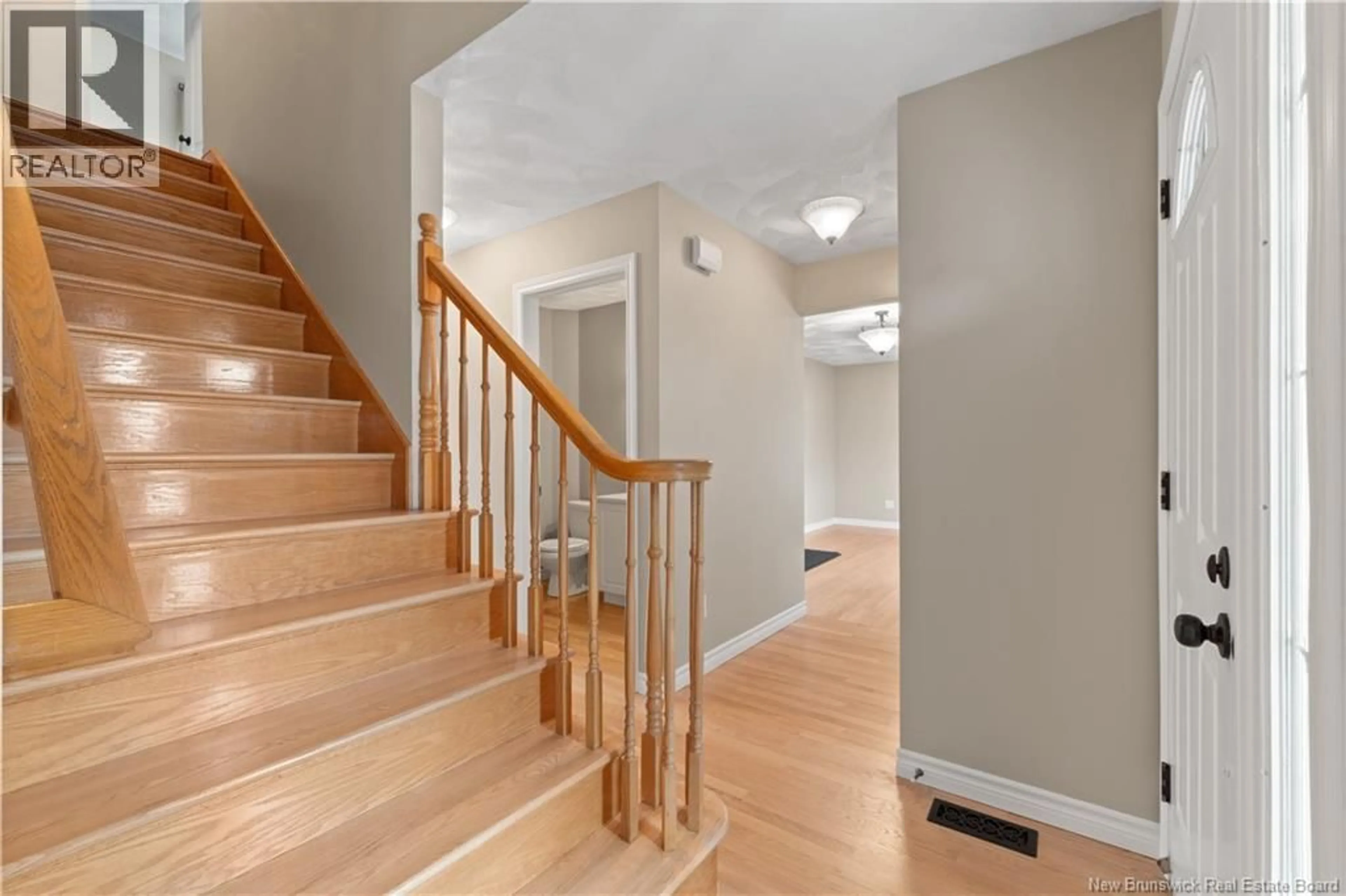 Stairs for 56 FRIZZELL CRESCENT, Moncton New Brunswick E1A6V5