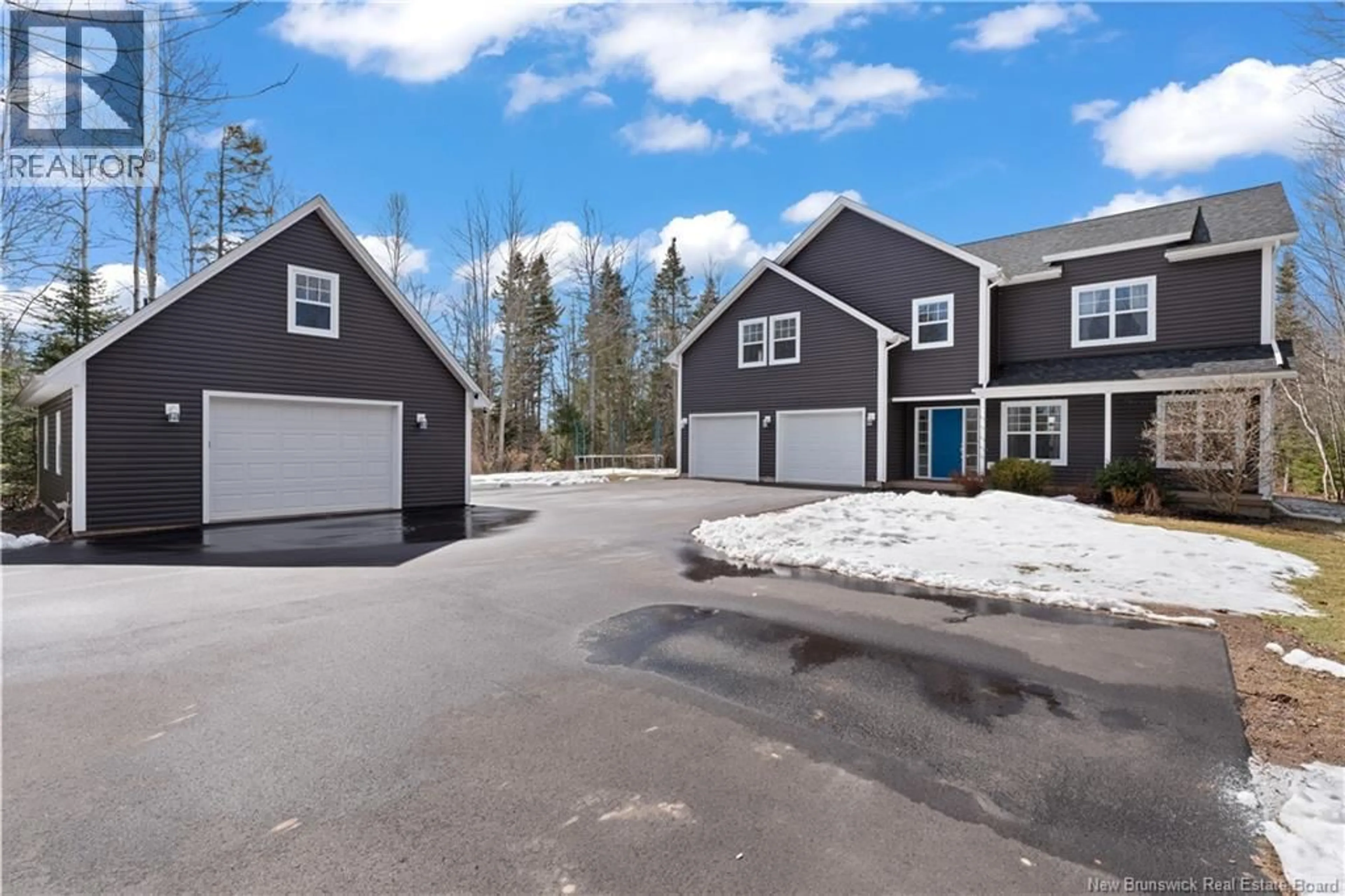 A pic from outside/outdoor area/front of a property/back of a property/a pic from drone, street for 262 ROGERS, Berry Mills New Brunswick E1G2N5