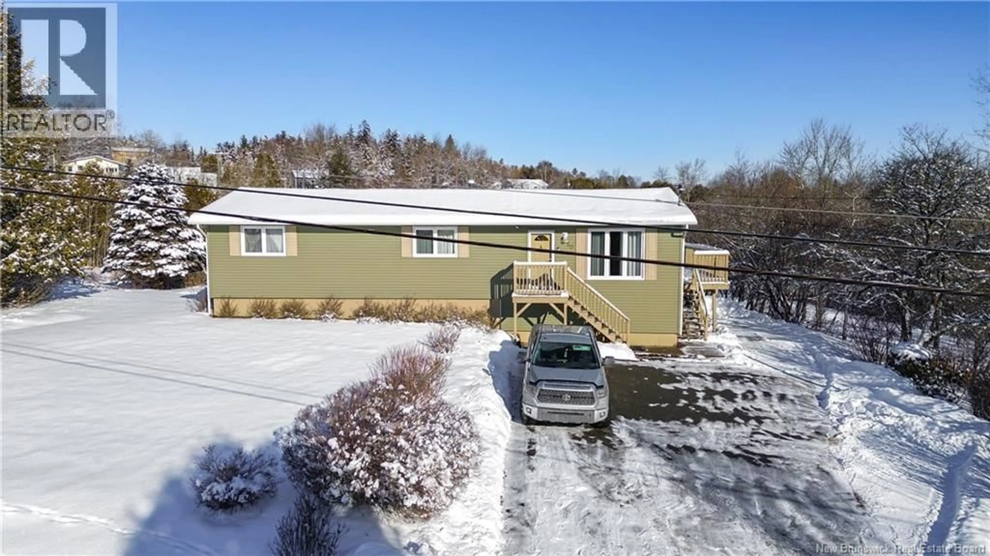 A pic from outside/outdoor area/front of a property/back of a property/a pic from drone, building for 50 MELLINGER CRESCENT, Saint John New Brunswick E2M6S8
