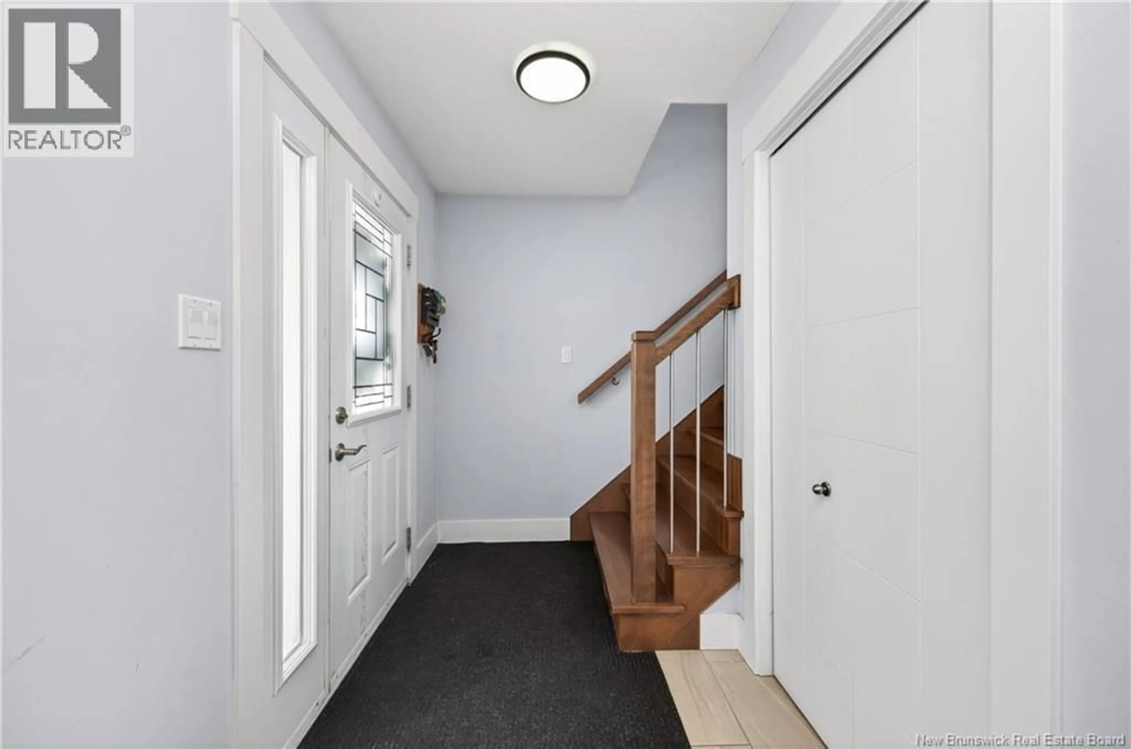 Indoor entryway for 11 BRISTOL CRESCENT, Riverview New Brunswick E1B0S9