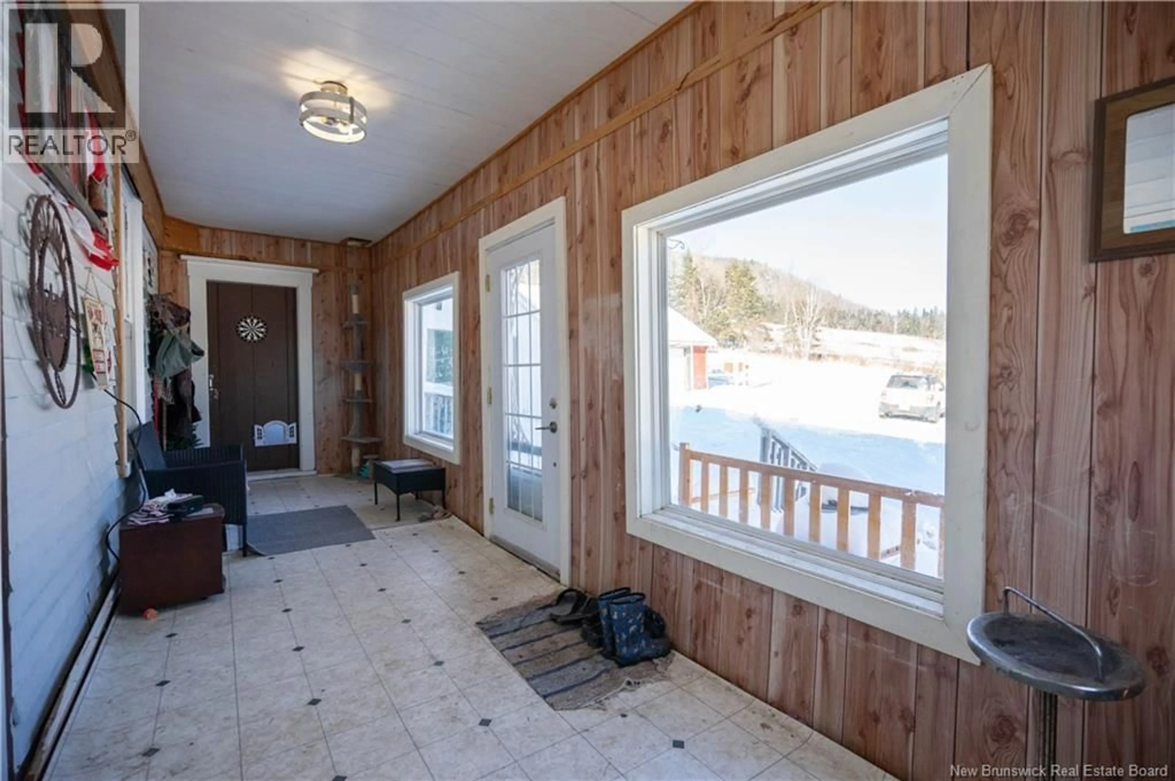 Indoor entryway for 1548 ROUTE 870, Belleisle Creek New Brunswick E5P1H8
