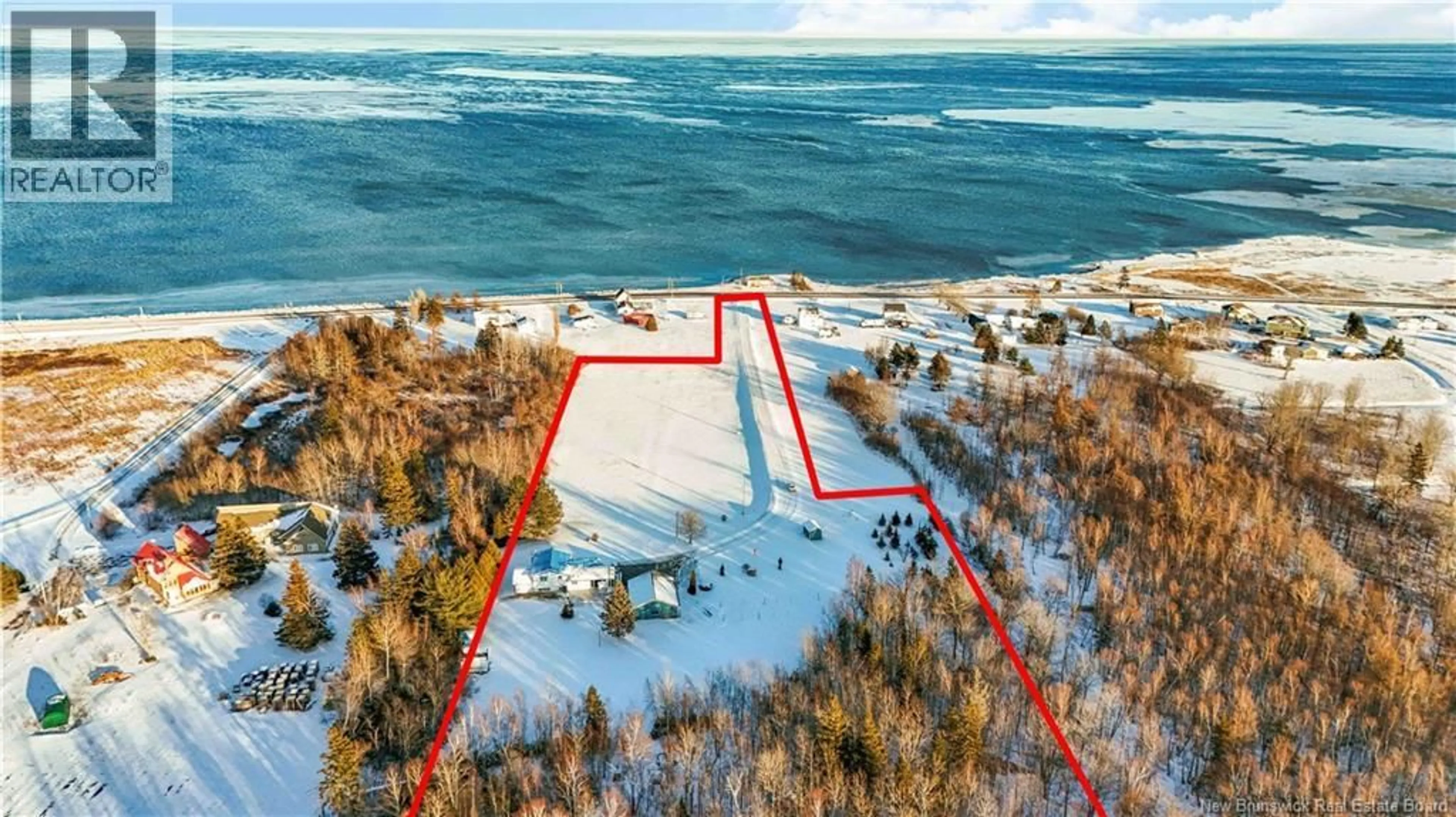 A pic from outside/outdoor area/front of a property/back of a property/a pic from drone, water/lake/river/ocean view for 3623 ROUTE 535, Cocagne New Brunswick E4R3E6