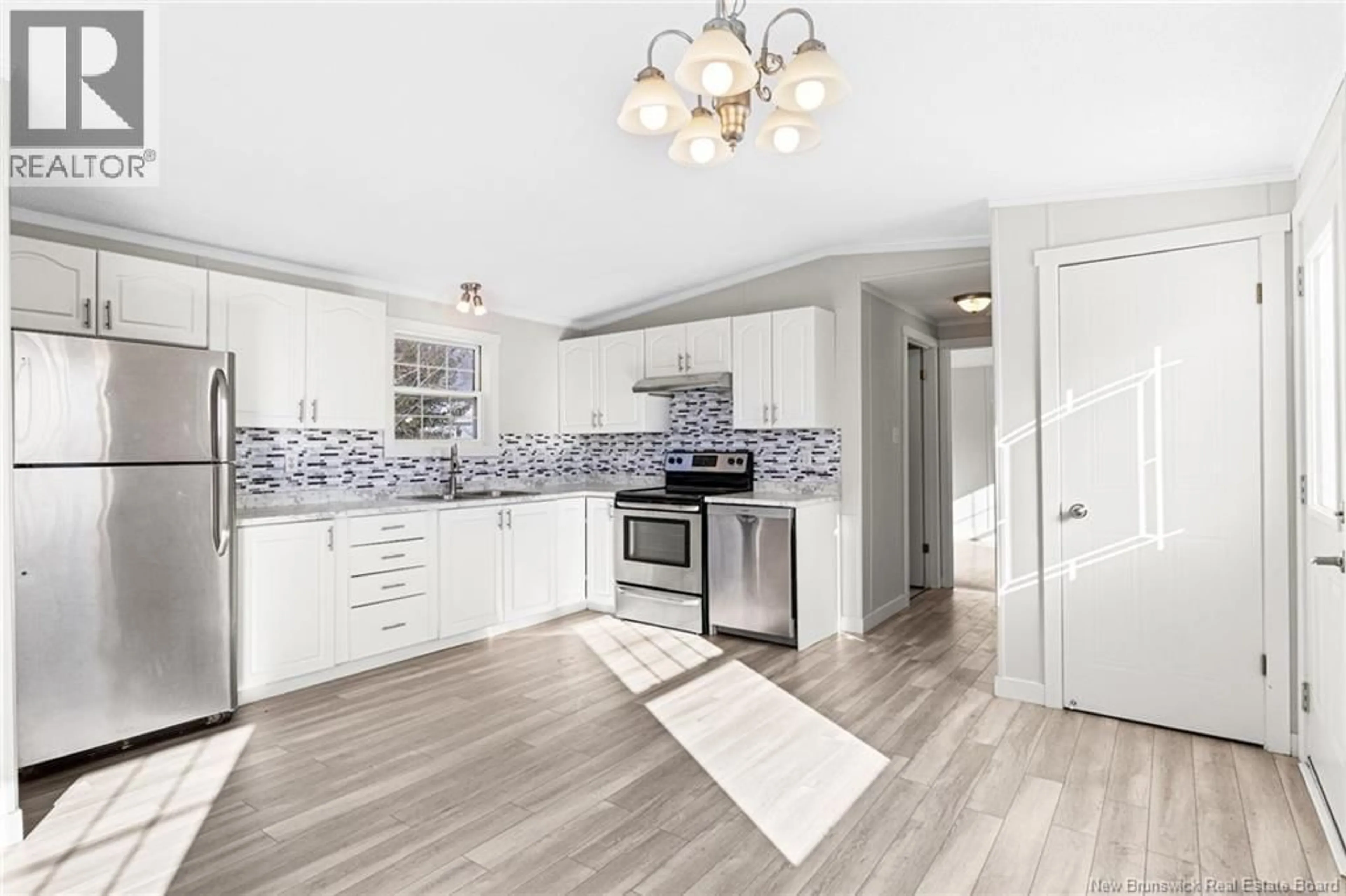 Open concept kitchen, unknown for 31 PETERSON AVENUE, New Maryland New Brunswick E3C1P4