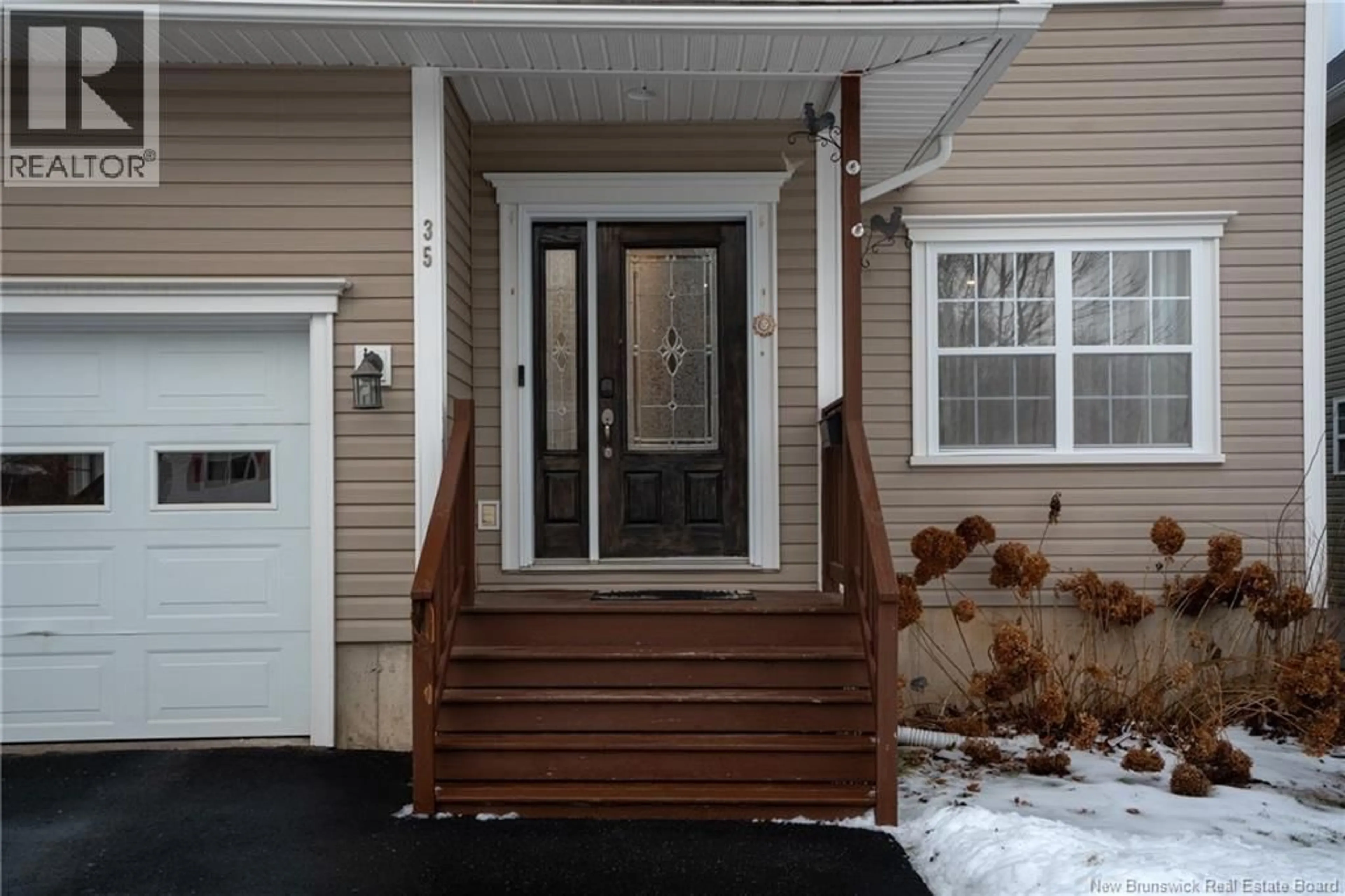 Indoor entryway for 35 RANKINE STREET, Fredericton New Brunswick E3B4S2