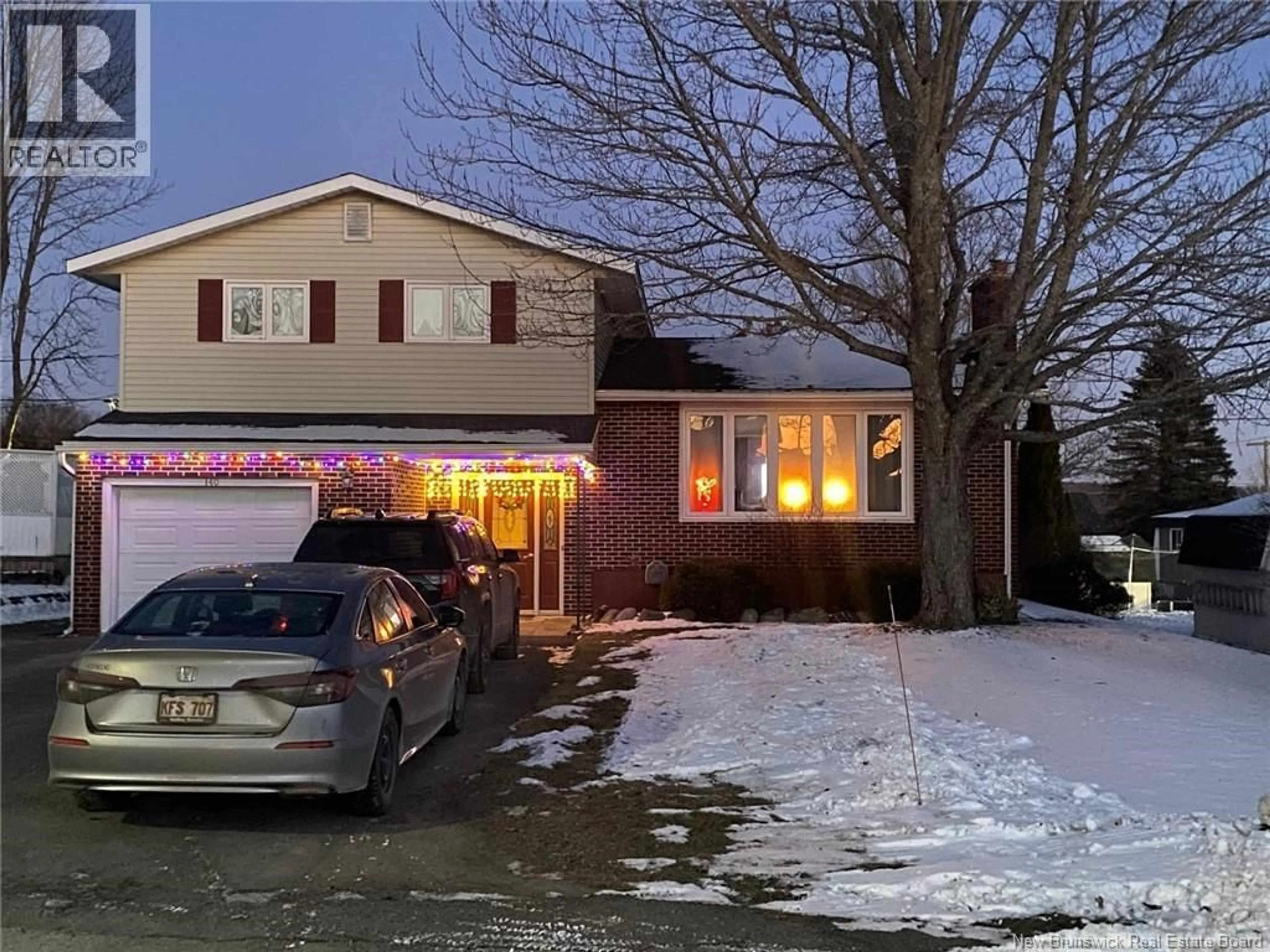 Unknown for 140 HELEN STREET, Woodstock New Brunswick E7M1W9