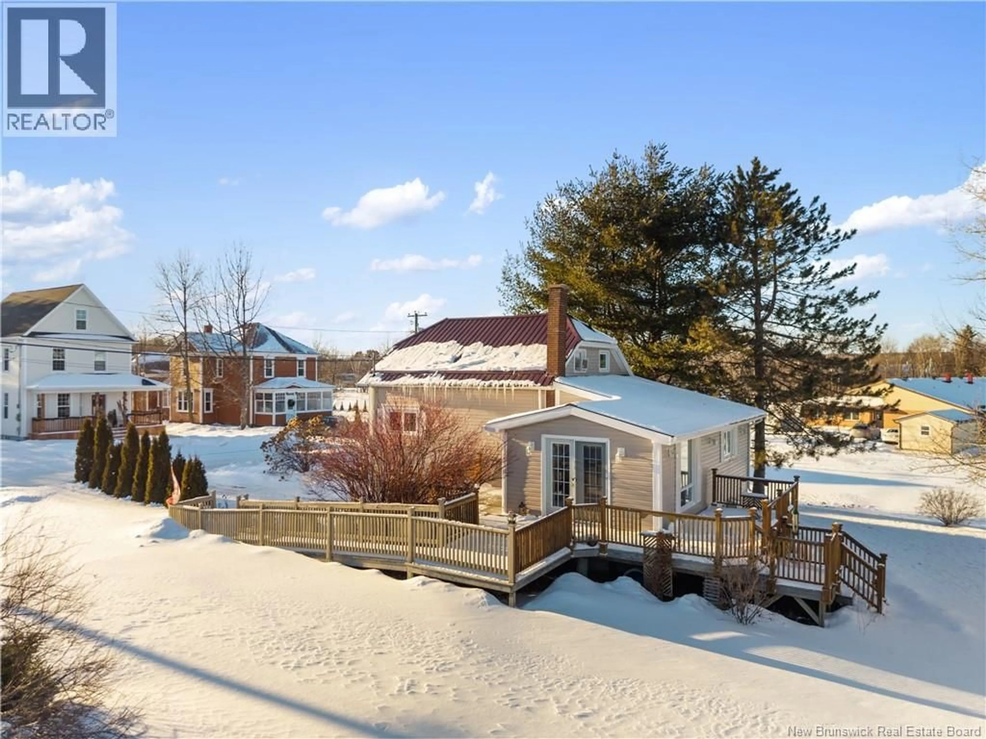 A pic from outside/outdoor area/front of a property/back of a property/a pic from drone, water/lake/river/ocean view for 34 MANSE STREET, Miramichi New Brunswick E1N4H1