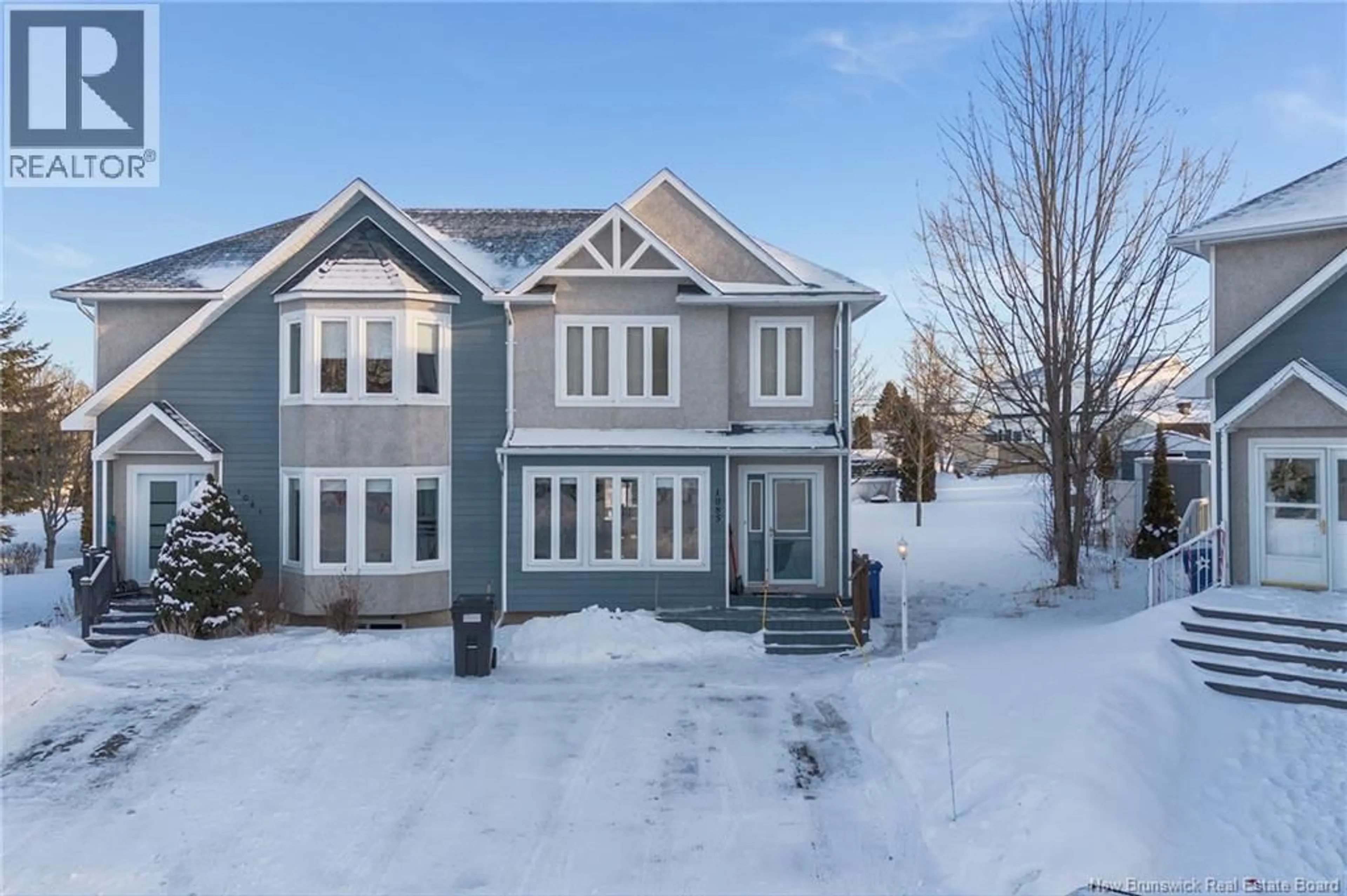 A pic from outside/outdoor area/front of a property/back of a property/a pic from drone, street for 1085 WESTBROOK COURT, Bathurst New Brunswick E2A4X1