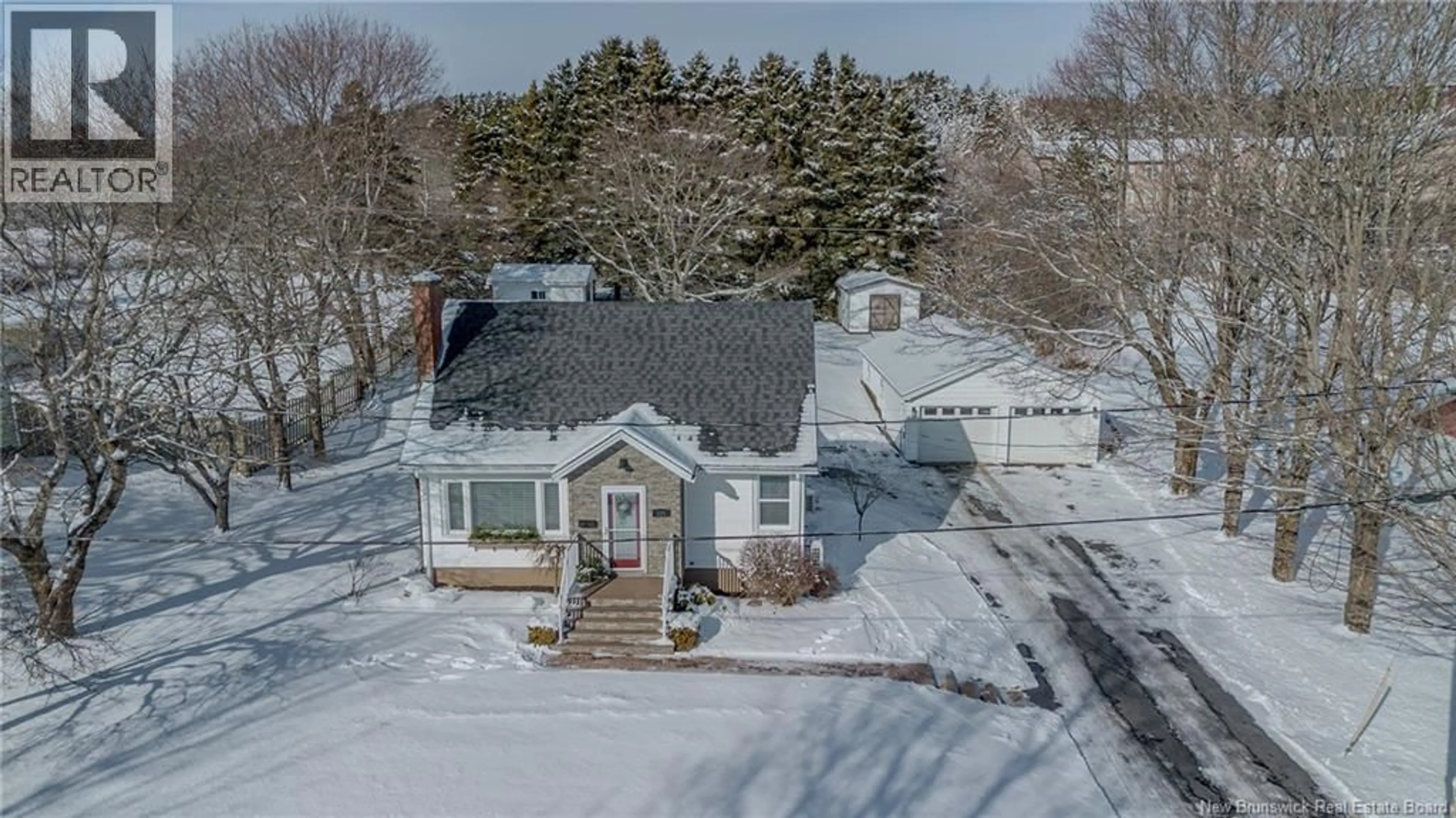 A pic from outside/outdoor area/front of a property/back of a property/a pic from drone, street for 125 JOSSELYN ROAD, Saint John New Brunswick E2J3B6