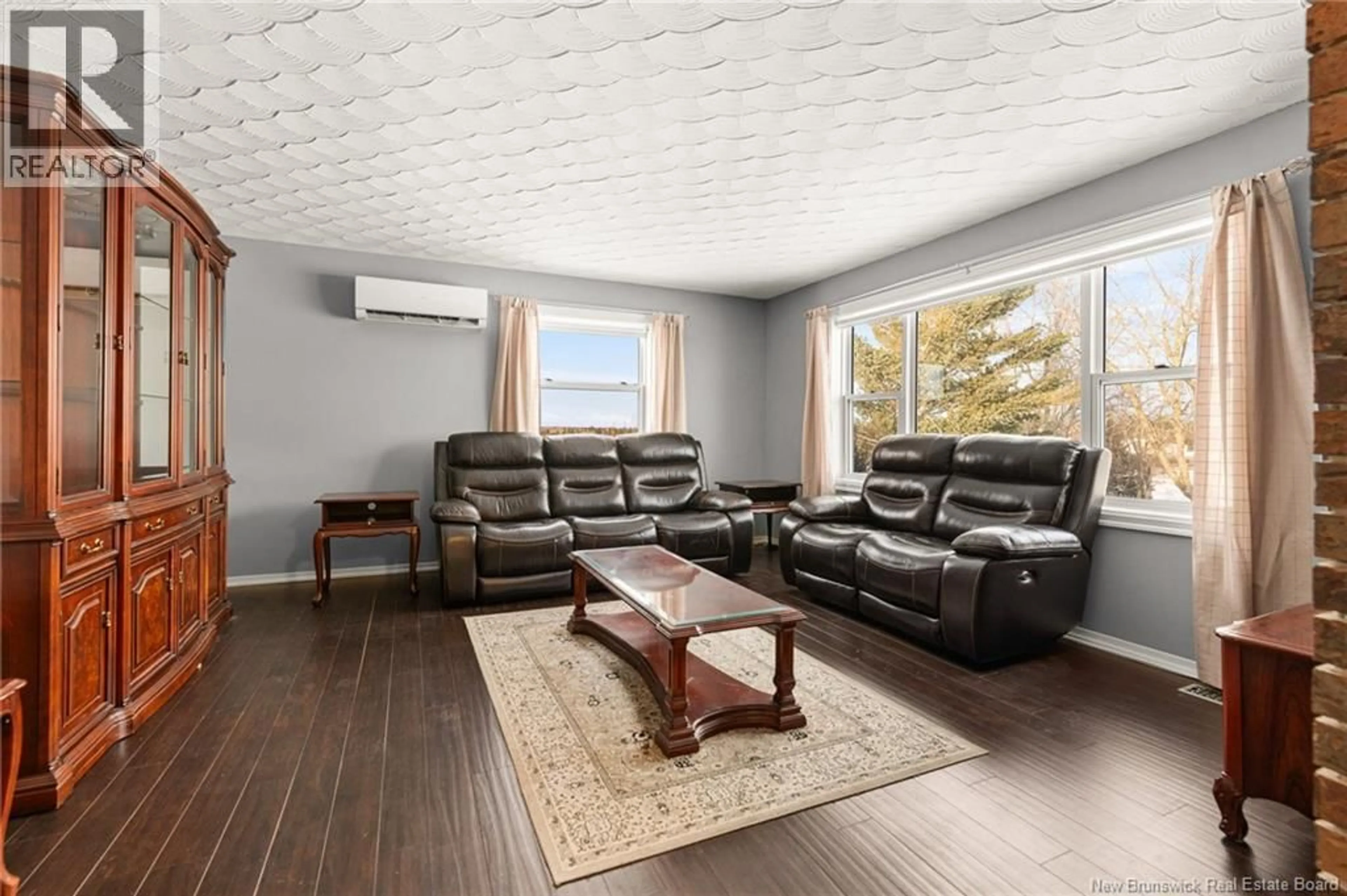 Living room with furniture, wood/laminate floor for 2942 ROUTE 115, Irishtown New Brunswick E1H2L8