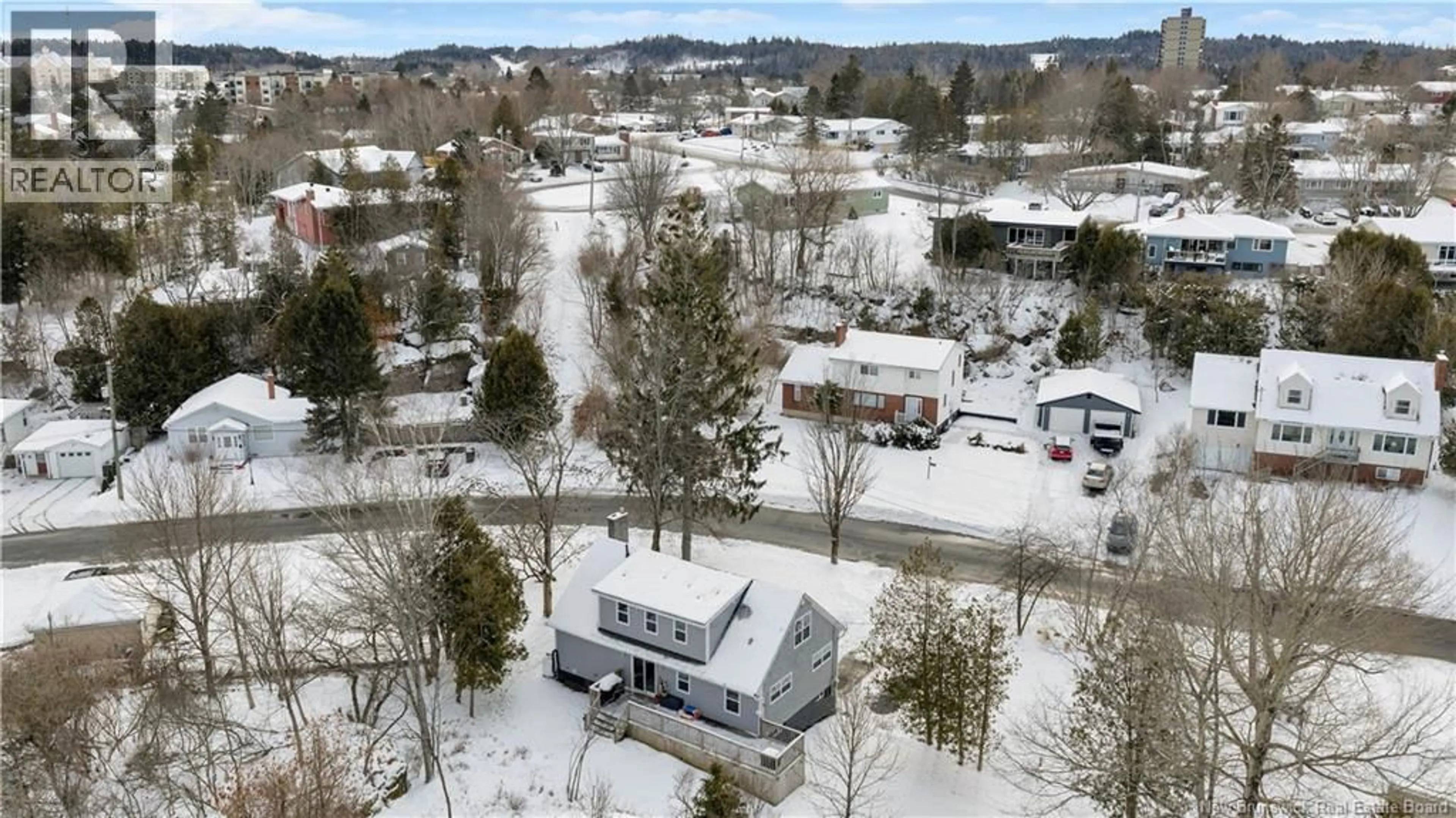 A pic from outside/outdoor area/front of a property/back of a property/a pic from drone, unknown for 100 MEADOWBANK AVENUE, Saint John New Brunswick E2K2C8
