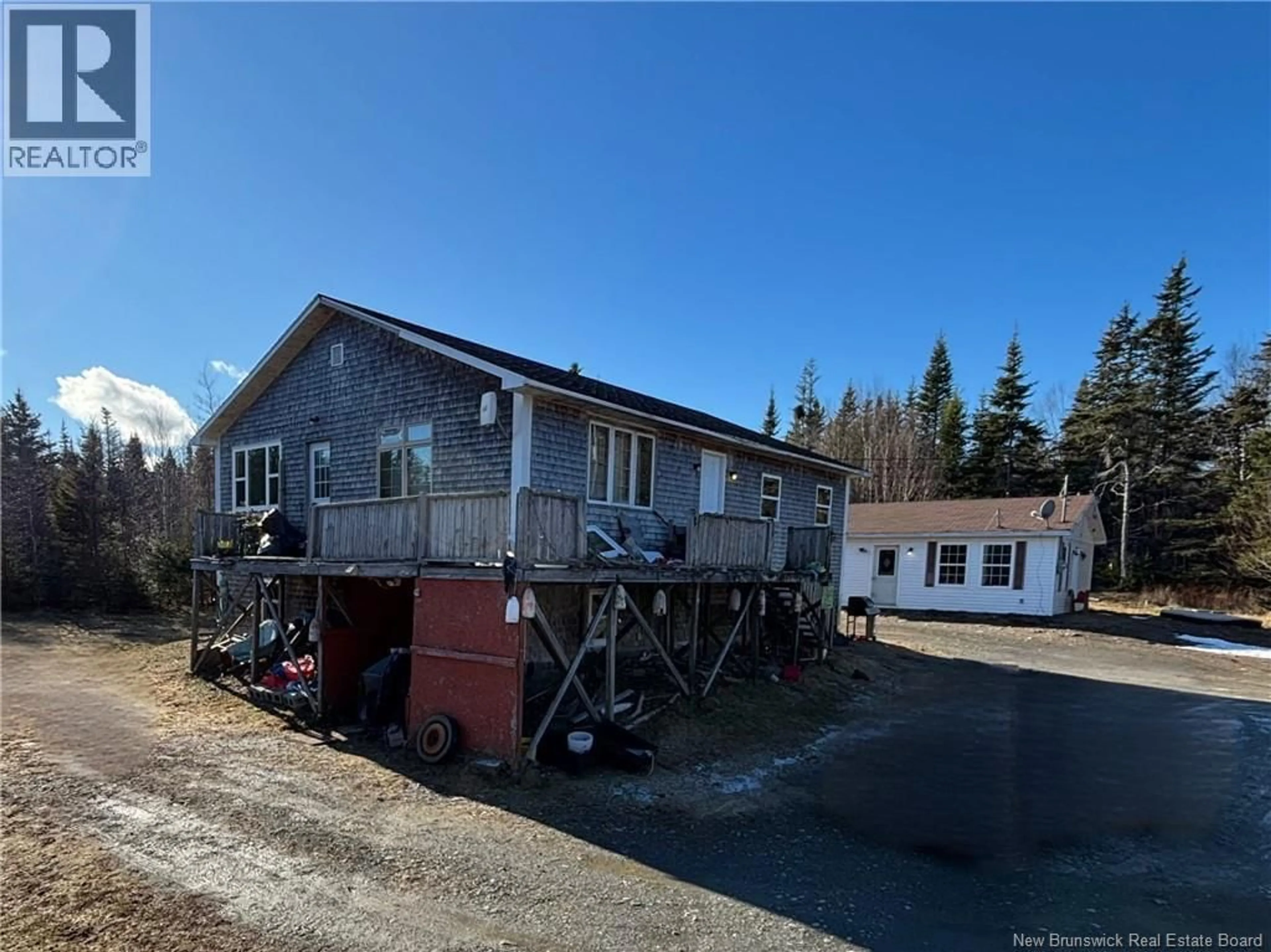 A pic from outside/outdoor area/front of a property/back of a property/a pic from drone, unknown for 36 LEONARD DRIVE, Grand Manan New Brunswick E5G4C6